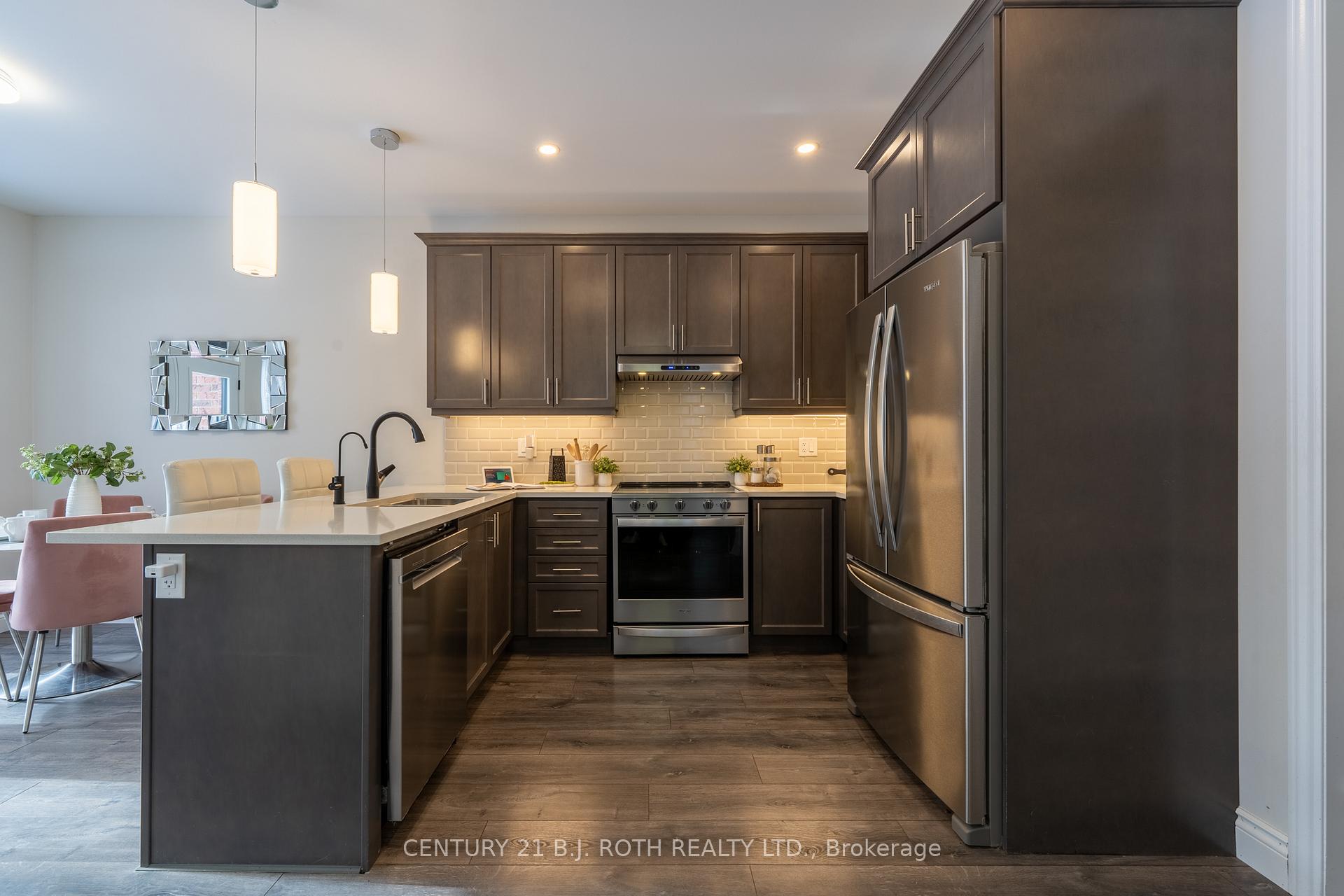 Photo 4 of 27 Atlantis Drive, Orillia — HOMEH