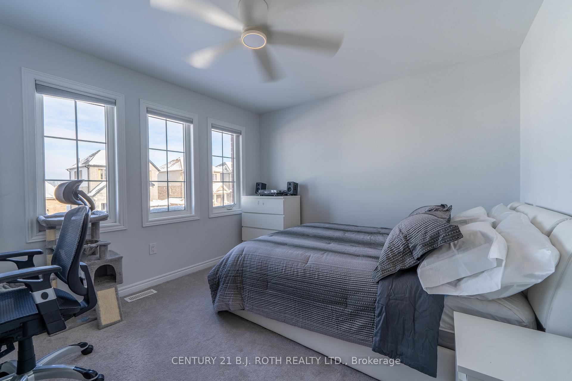 Photo 24 of 27 Atlantis Drive, Orillia — HOMEH