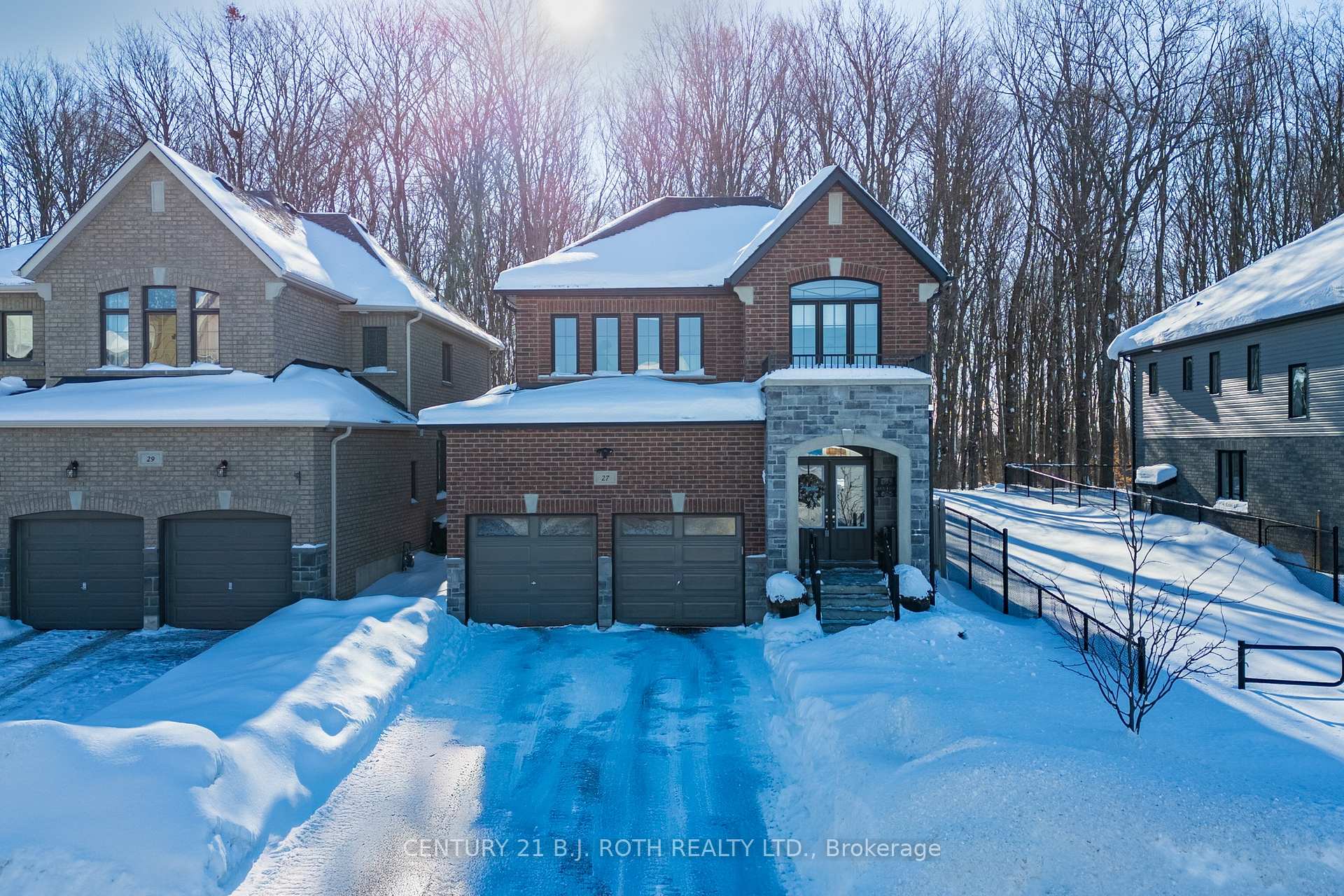Photo 39 of 27 Atlantis Drive, Orillia — HOMEH