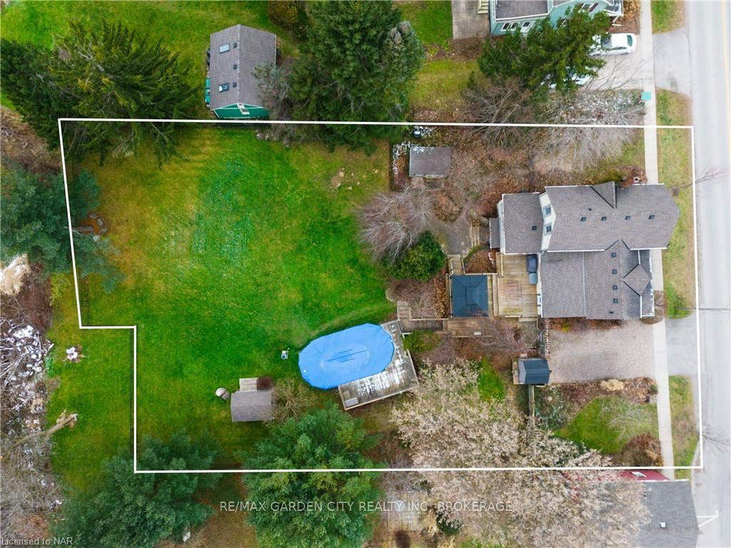 Photo 3 of 316 Canboro Road, Pelham, Fenwick — HOMEH