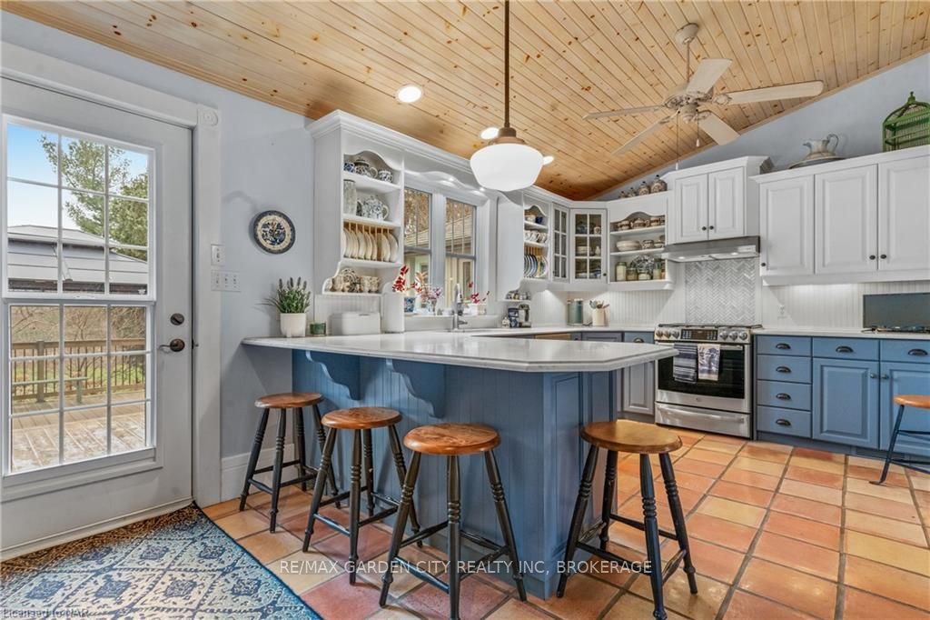 Photo 12 of 316 Canboro Road, Pelham, Fenwick — HOMEH