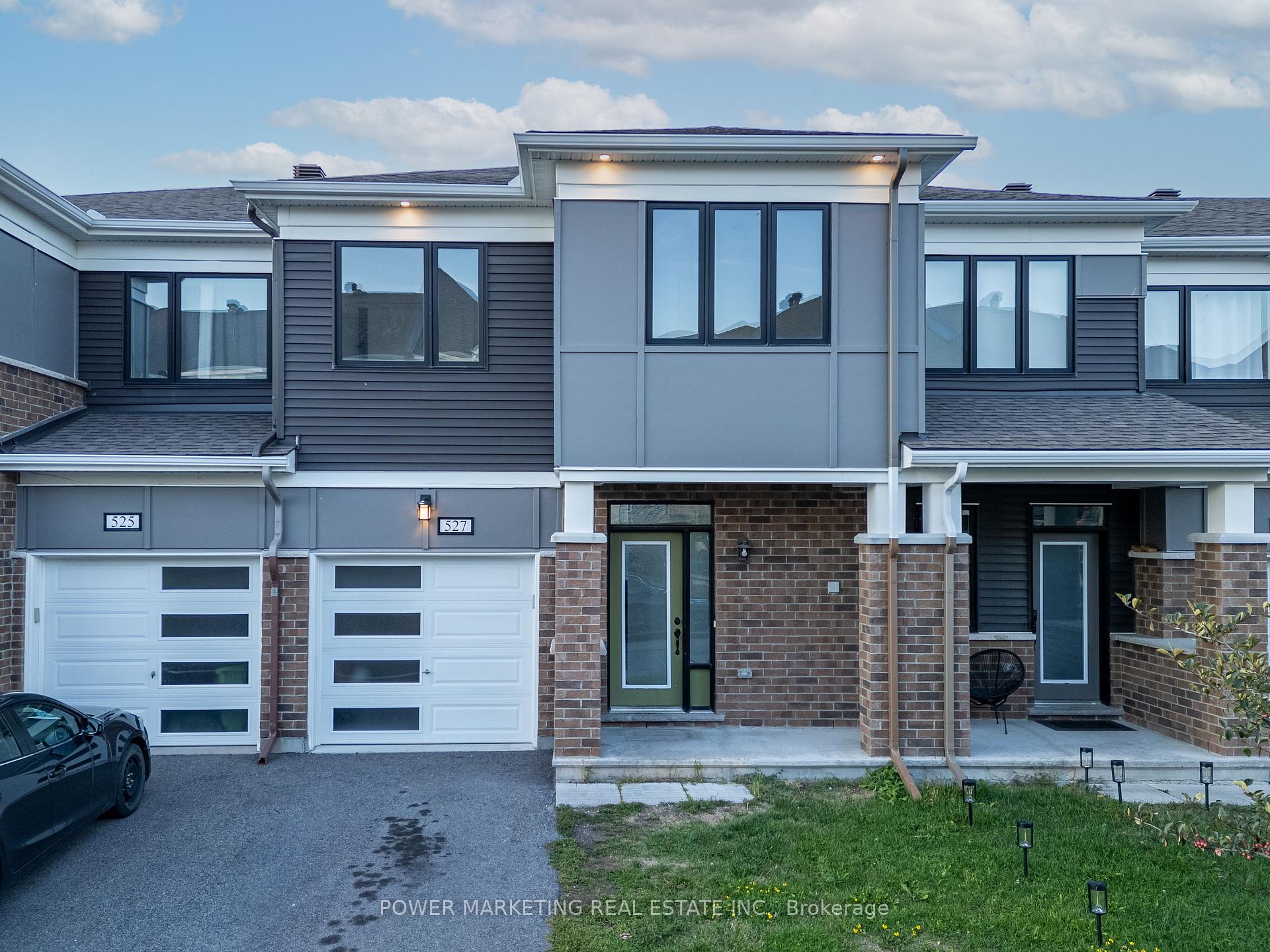 Front of 527 Catleaf Row