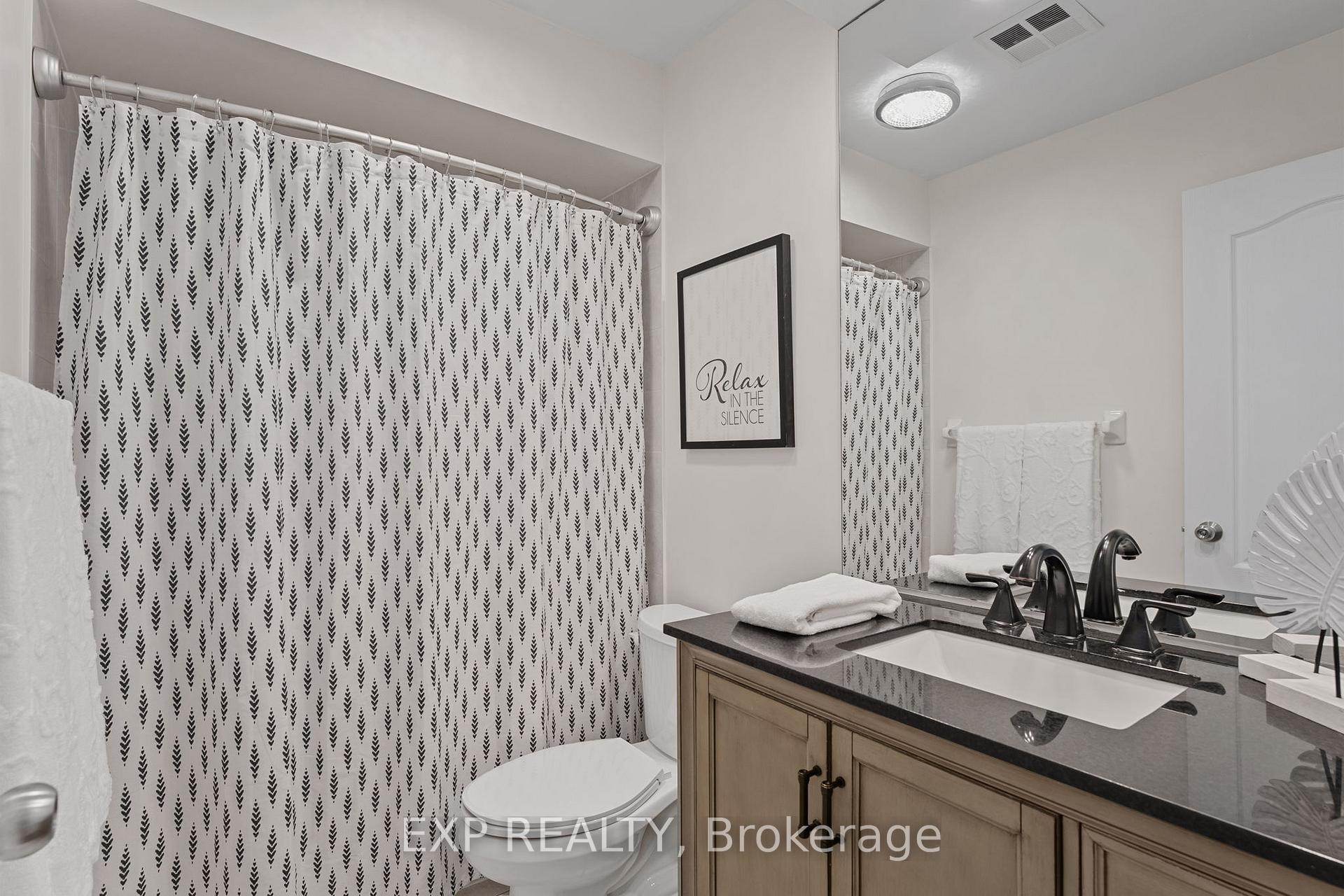 Photo 21 of 244 Denise Circle, Newmarket, Summerhill Estates — HOMEH