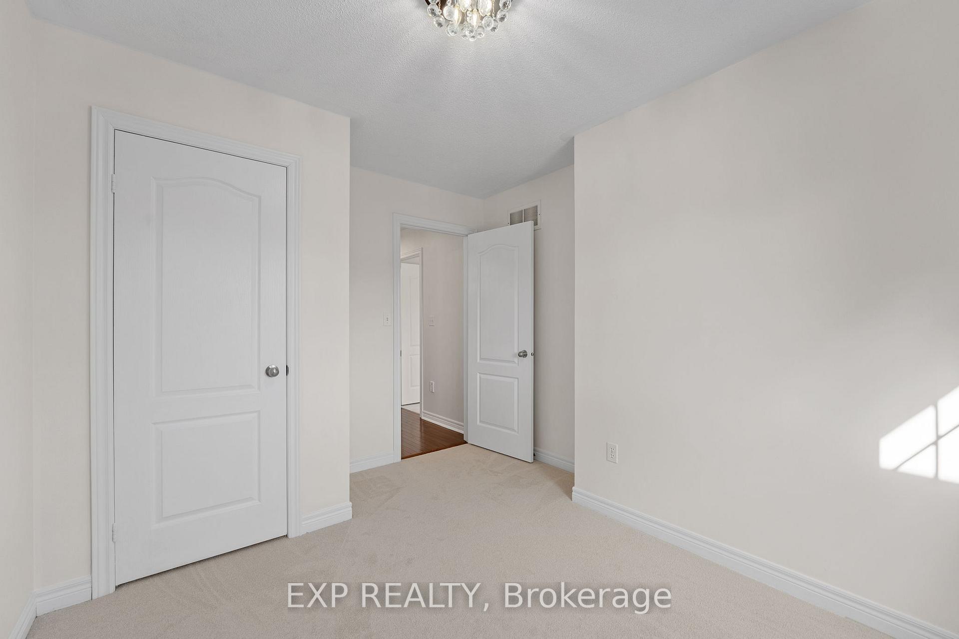 Photo 22 of 244 Denise Circle, Newmarket, Summerhill Estates — HOMEH