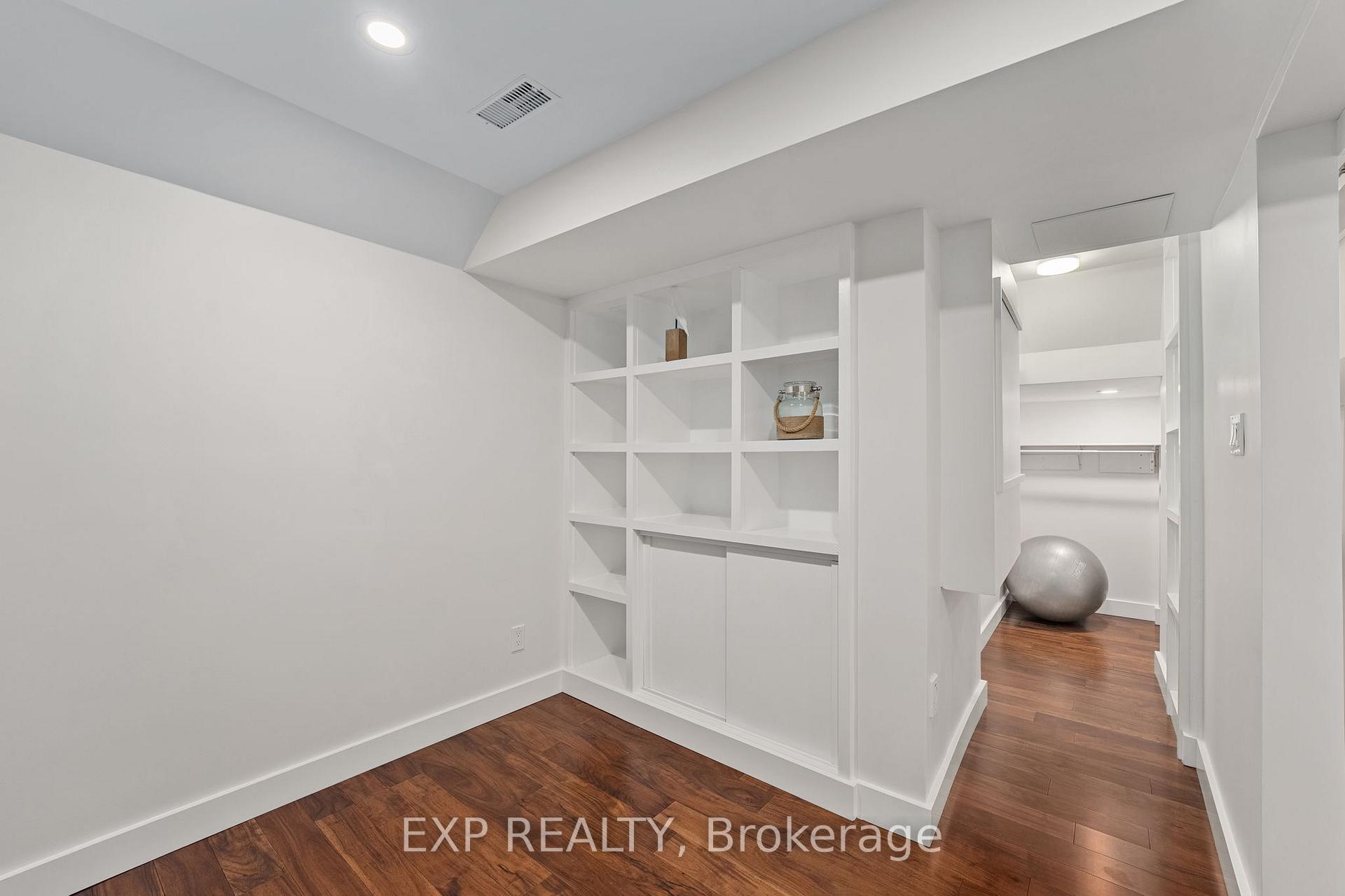 Photo 29 of 244 Denise Circle, Newmarket, Summerhill Estates — HOMEH