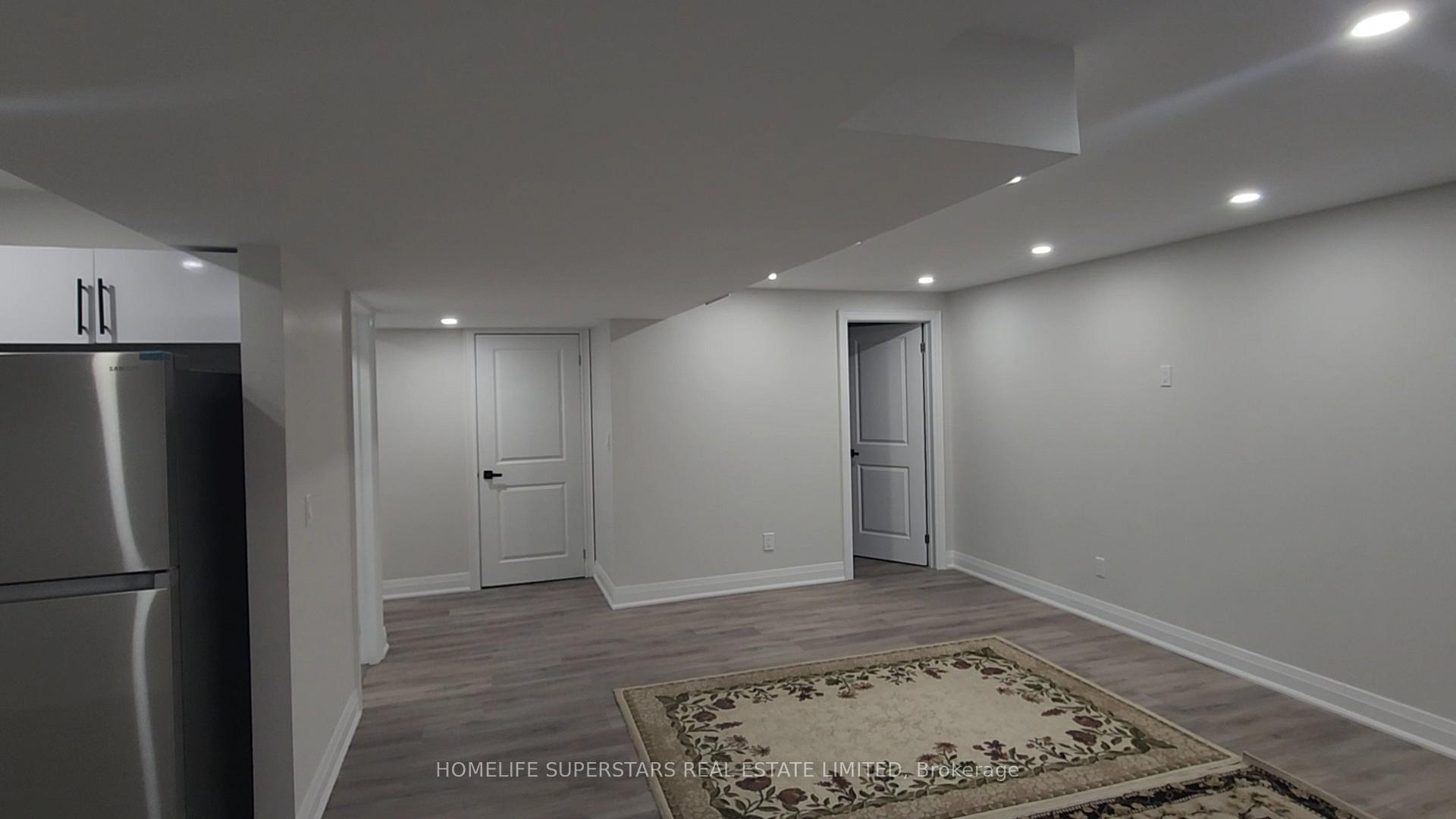 Photo 10 of Unit Bsmt, 272 Chilver Heights, Milton, Ford — HOMEH