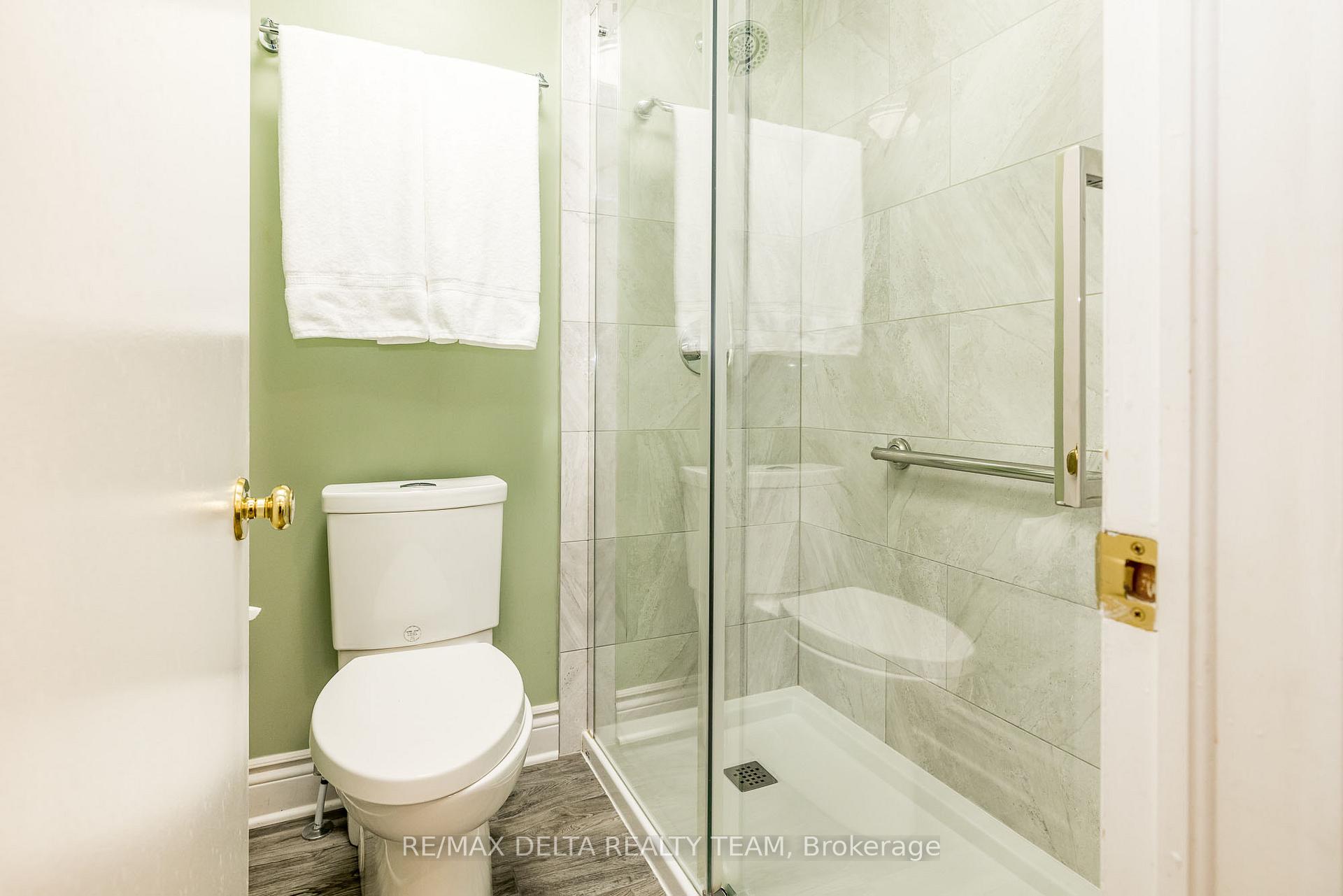 Photo 15 of 1540 Briarfield Crescent, Ottawa, Fallingbrook/Ridgemount — HOMEH