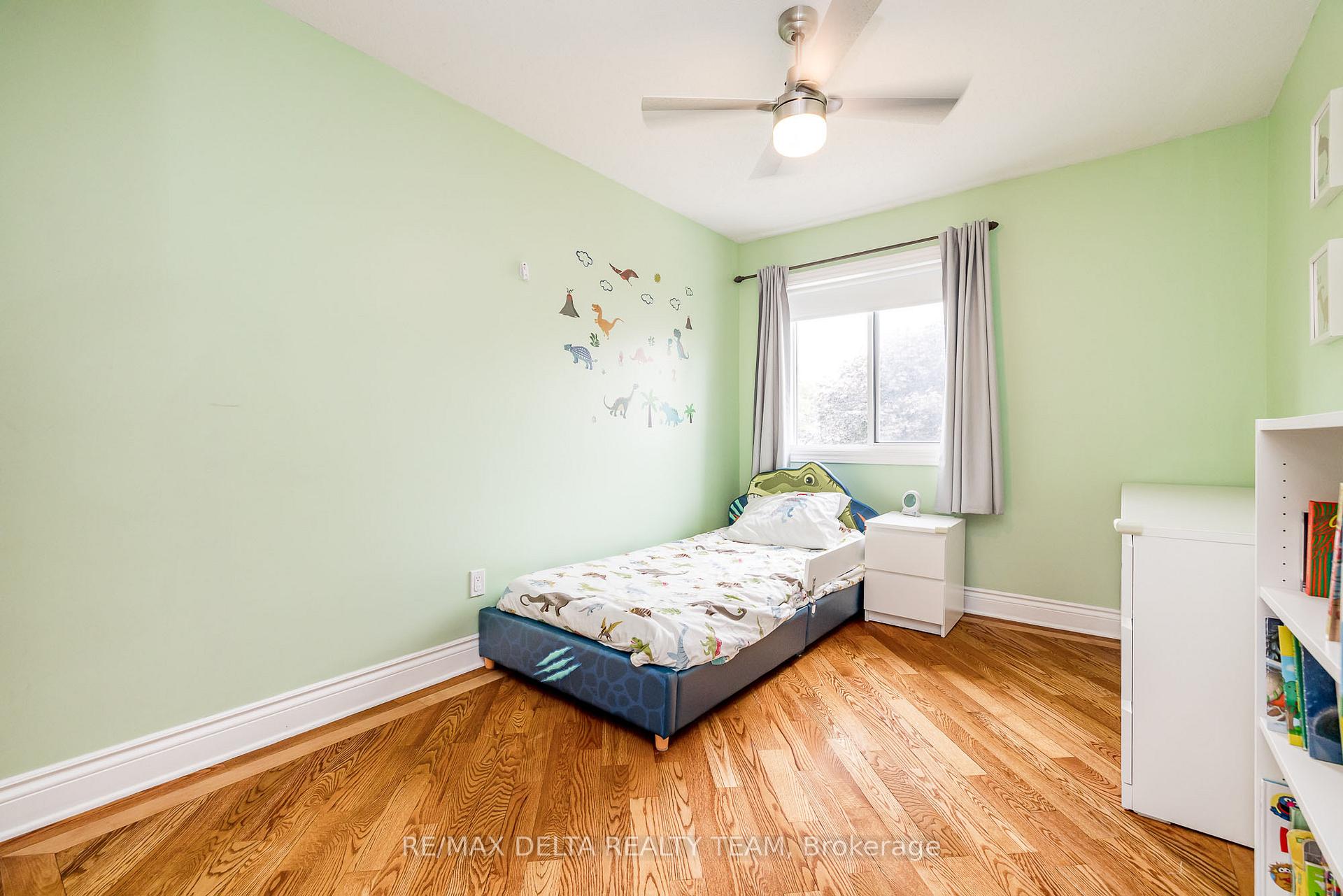Photo 16 of 1540 Briarfield Crescent, Ottawa, Fallingbrook/Ridgemount — HOMEH