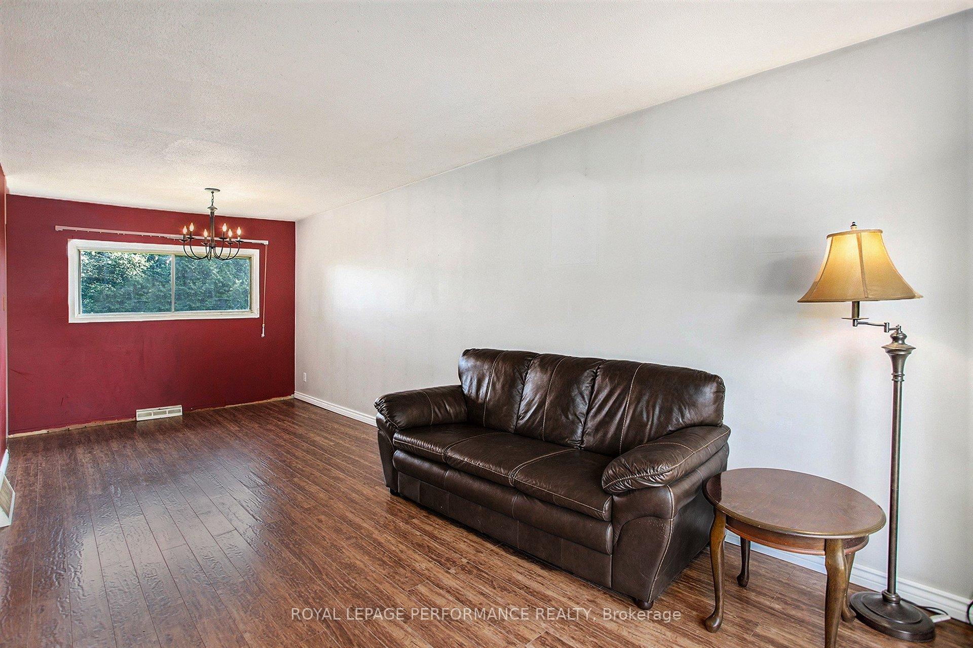 Photo 6 of 5803 Rockdale Road, Ottawa, Vars Village — HOMEH