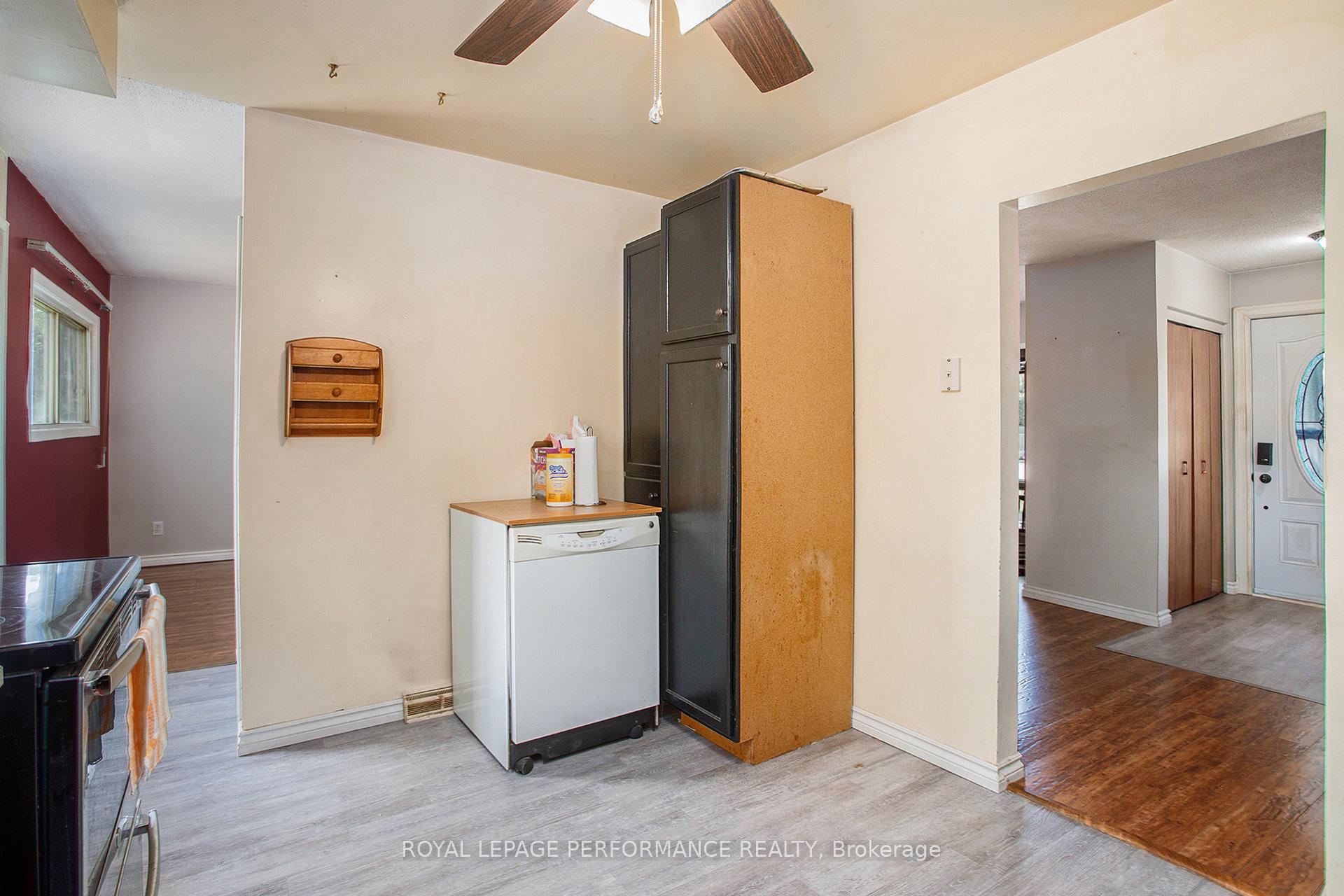Photo 13 of 5803 Rockdale Road, Ottawa, Vars Village — HOMEH