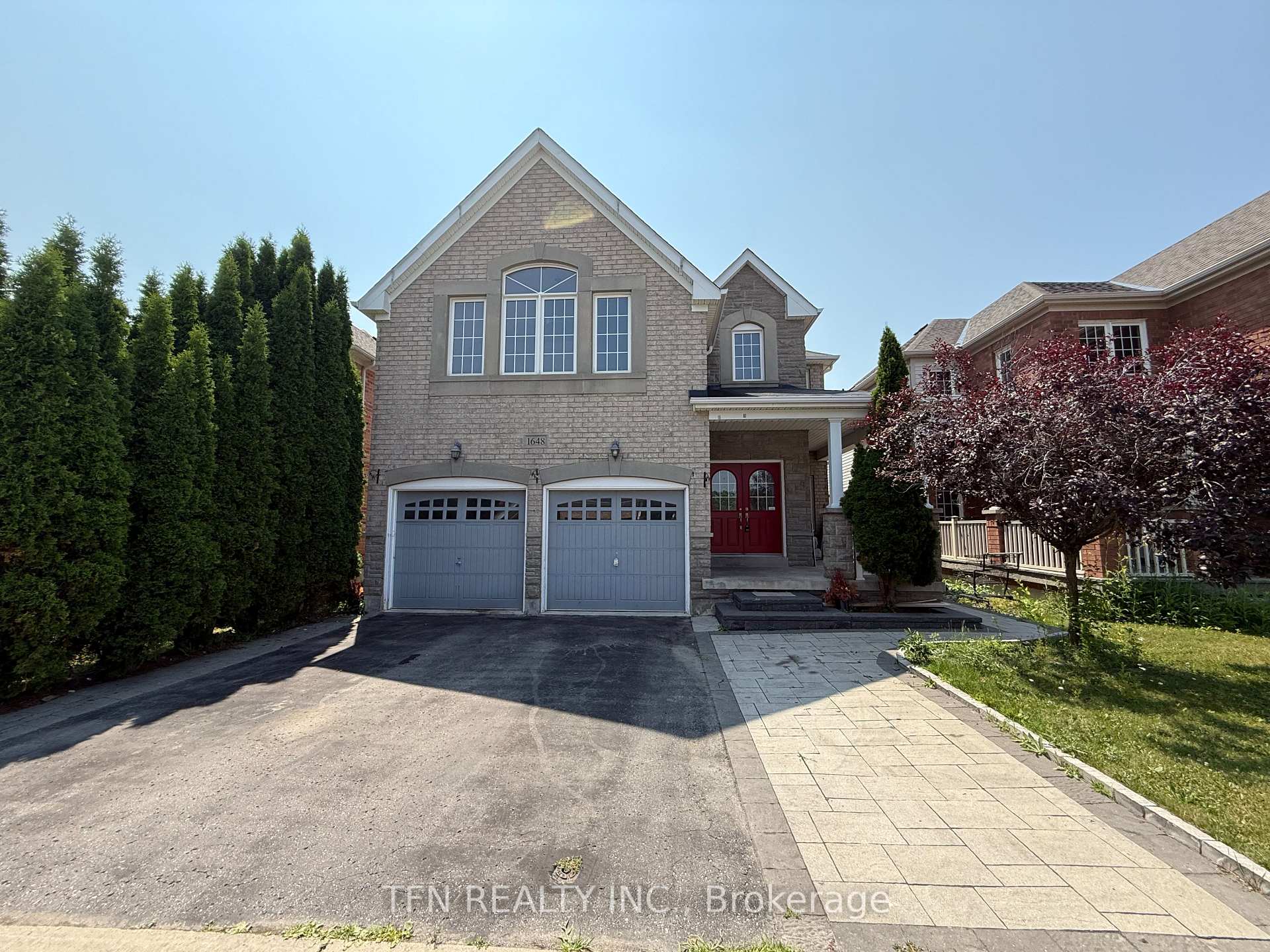 Front of Unit Upper, 1648 Pennel Drive