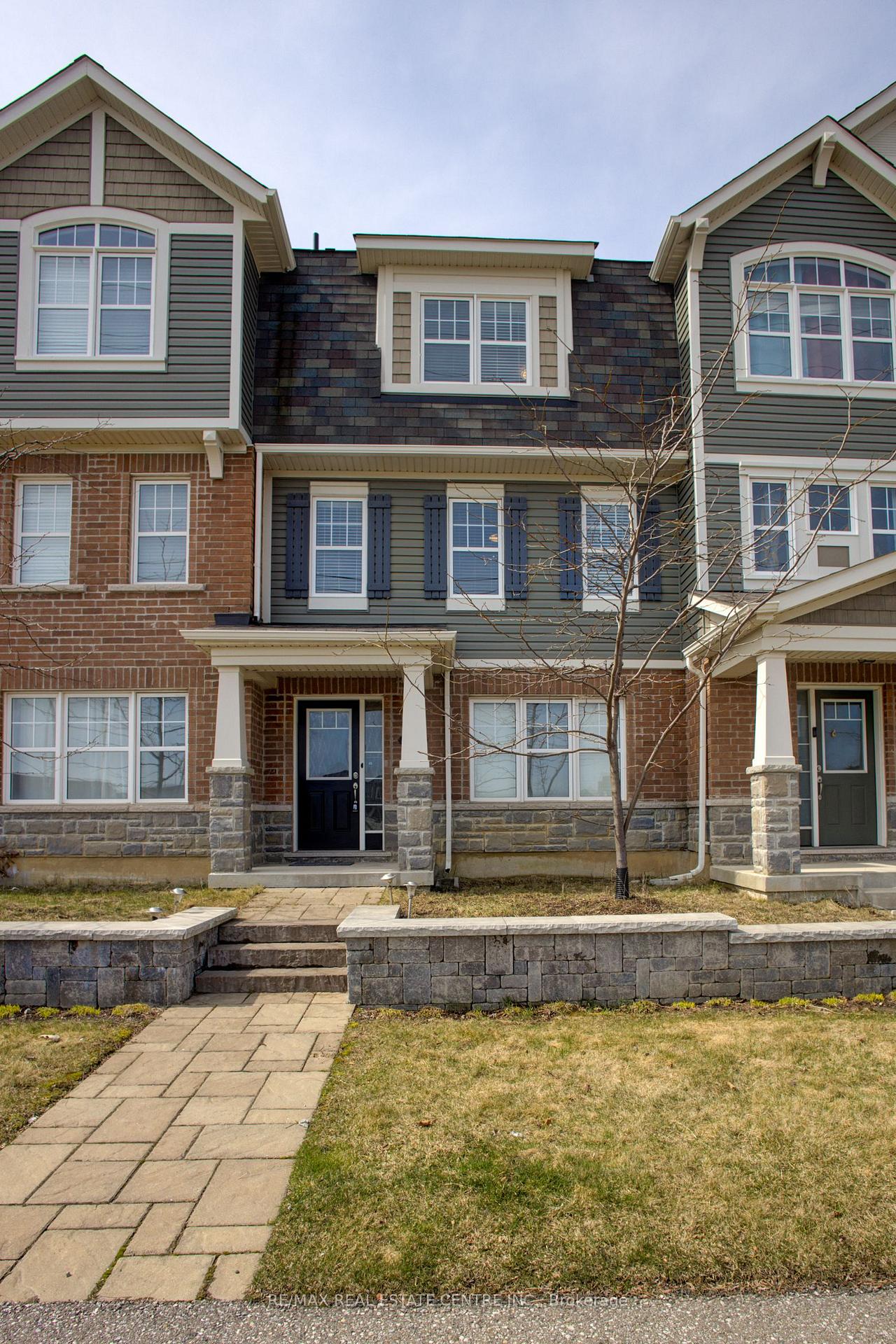 Photo 12 of Unit 164, 1000 Asleton Boulevard, Milton, Willmott — HOMEH