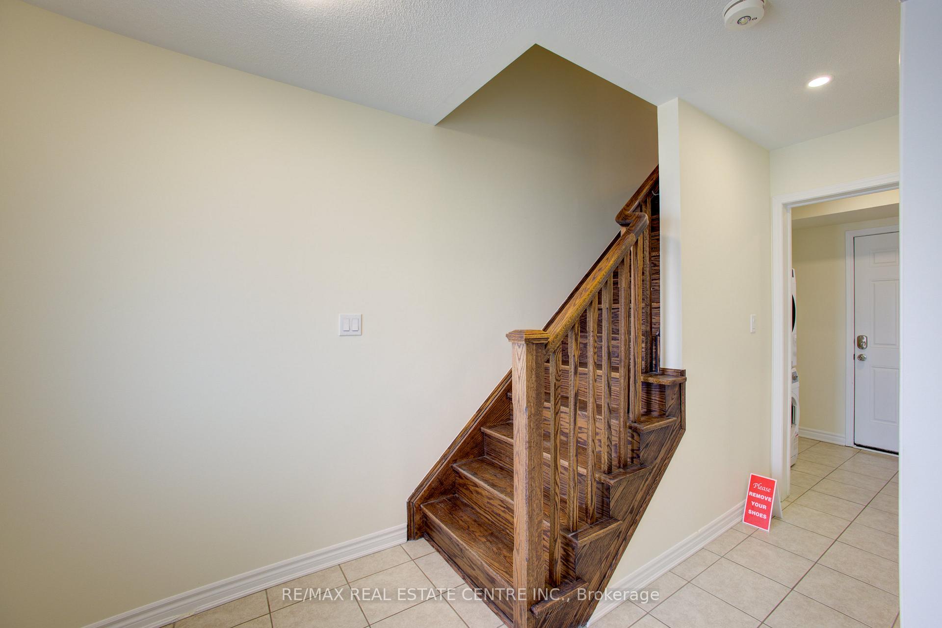 Photo 4 of Unit 164, 1000 Asleton Boulevard, Milton, Willmott — HOMEH