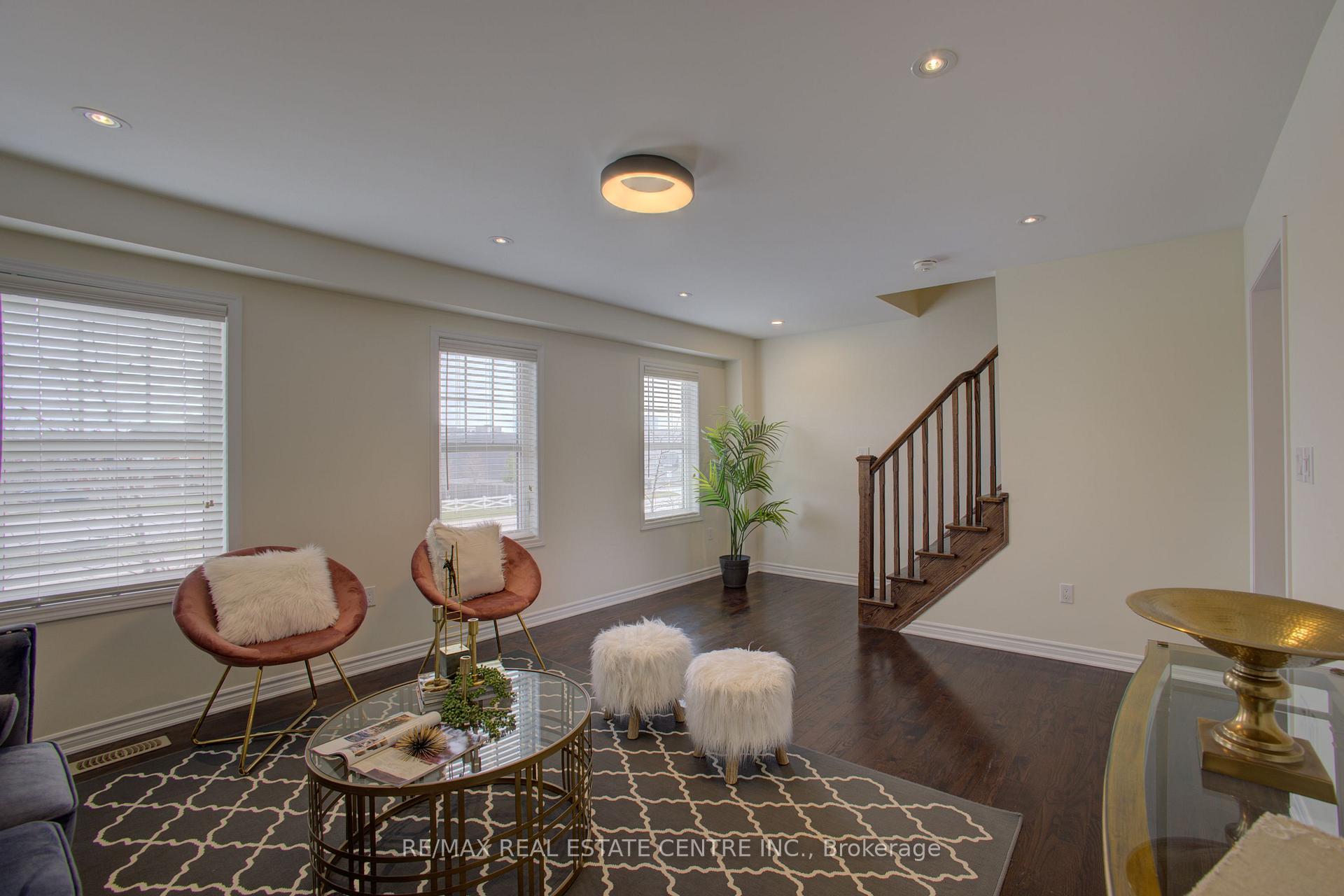 Photo 11 of Unit 164, 1000 Asleton Boulevard, Milton, Willmott — HOMEH