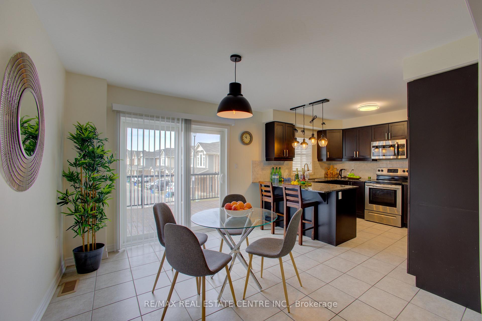Photo 9 of Unit 164, 1000 Asleton Boulevard, Milton, Willmott — HOMEH