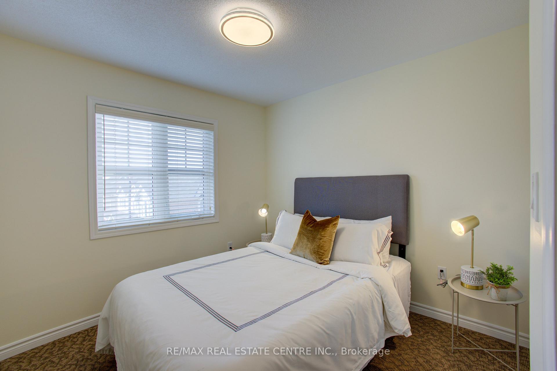 Photo 16 of Unit 164, 1000 Asleton Boulevard, Milton, Willmott — HOMEH