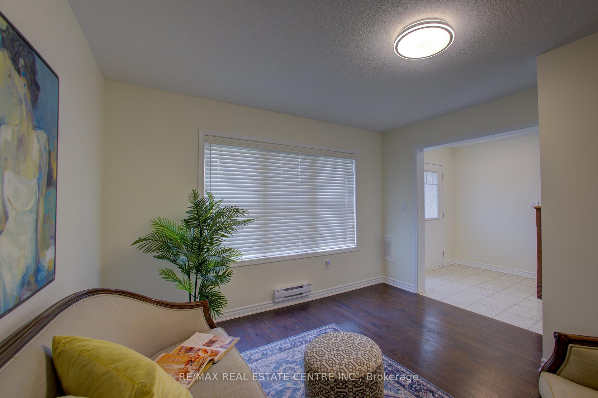 Photo 18 of Unit 164, 1000 Asleton Boulevard, Milton, Willmott — HOMEH