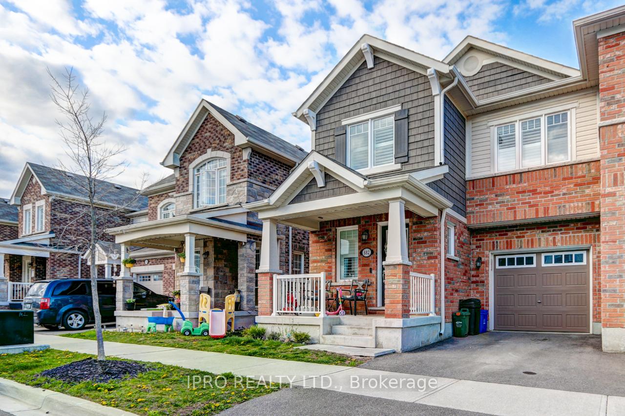 Photo 2 of 682 Laking Terrace, Milton, Clarke — HOMEH