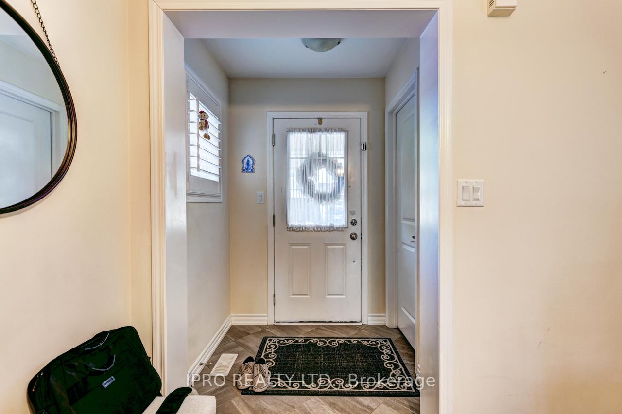 Photo 6 of 682 Laking Terrace, Milton, Clarke — HOMEH