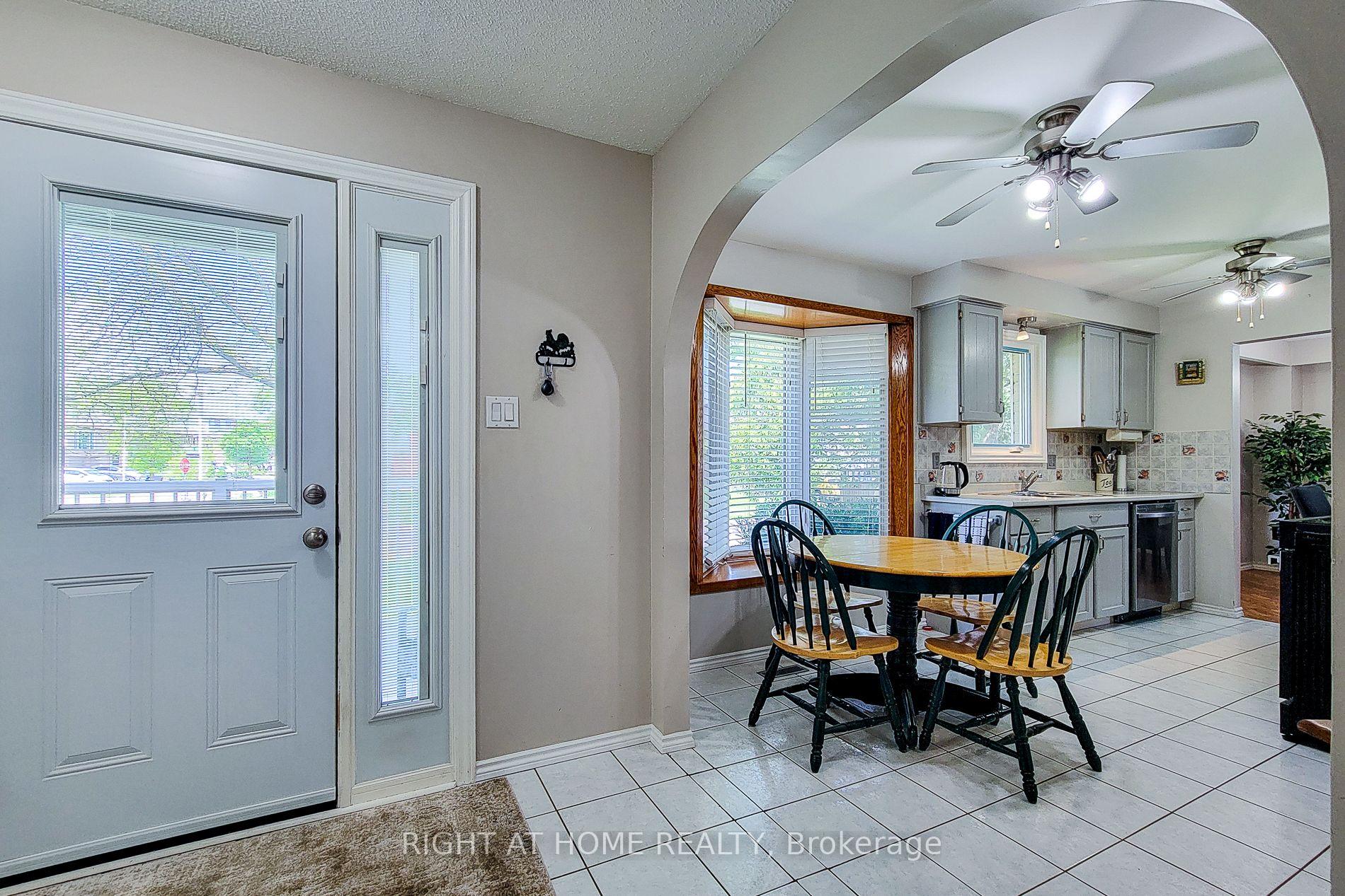 Photo 14 of 550 Hayward Crescent, Milton, Timberlea — HOMEH