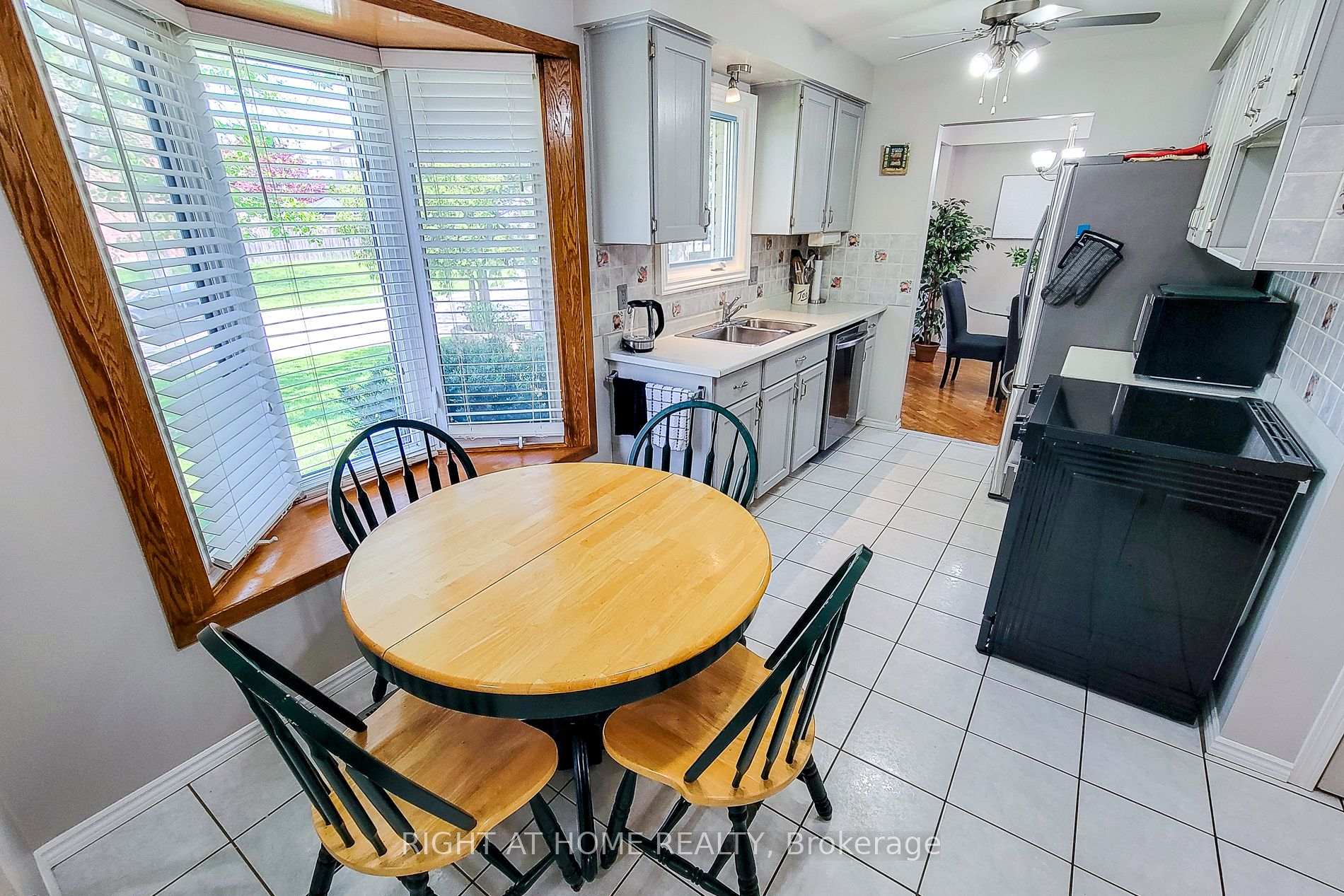 Photo 12 of 550 Hayward Crescent, Milton, Timberlea — HOMEH