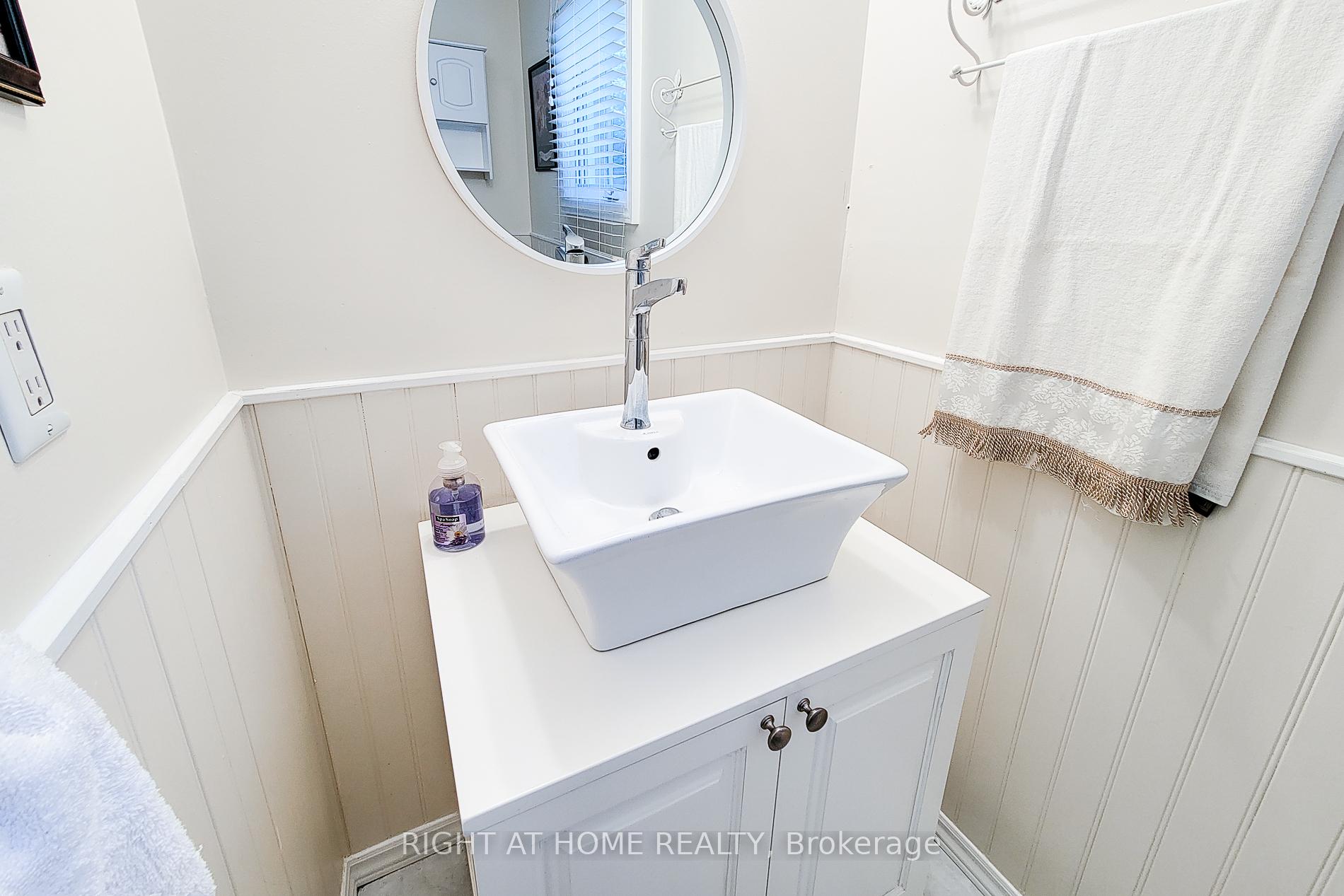 Photo 25 of 550 Hayward Crescent, Milton, Timberlea — HOMEH