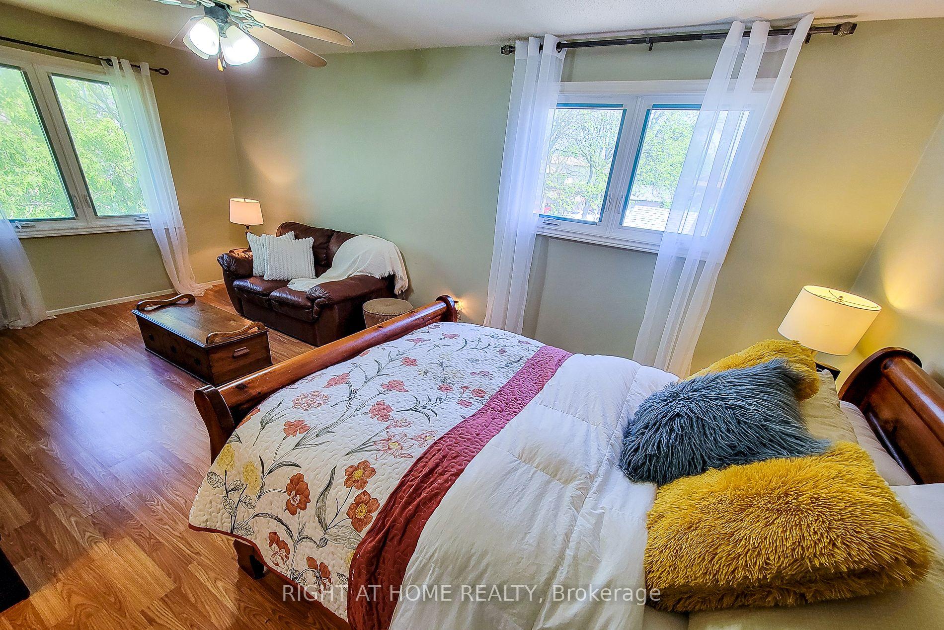 Photo 22 of 550 Hayward Crescent, Milton, Timberlea — HOMEH