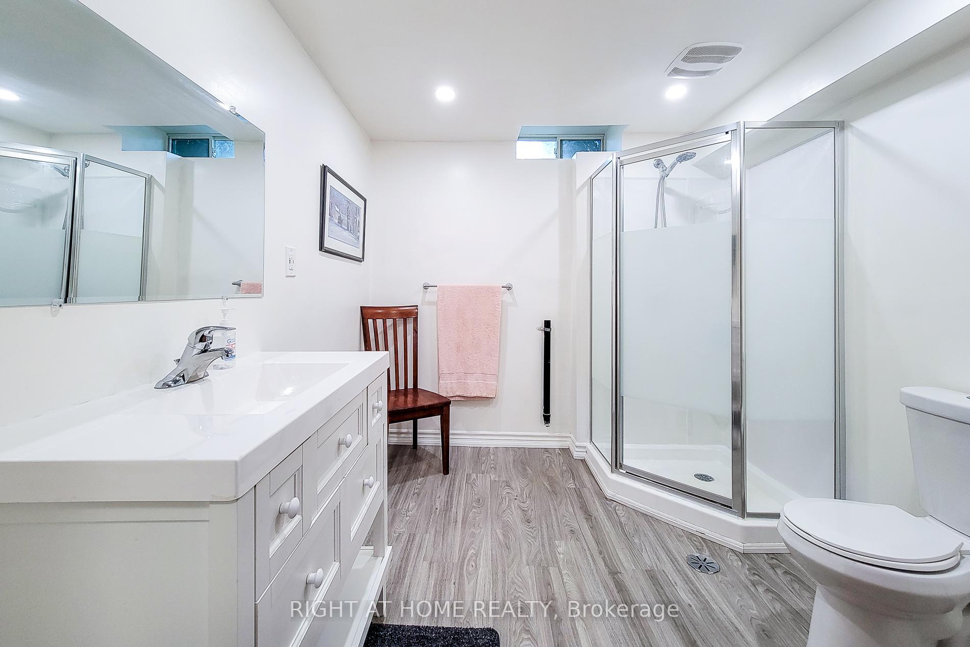 Photo 8 of 550 Hayward Crescent, Milton, Timberlea — HOMEH