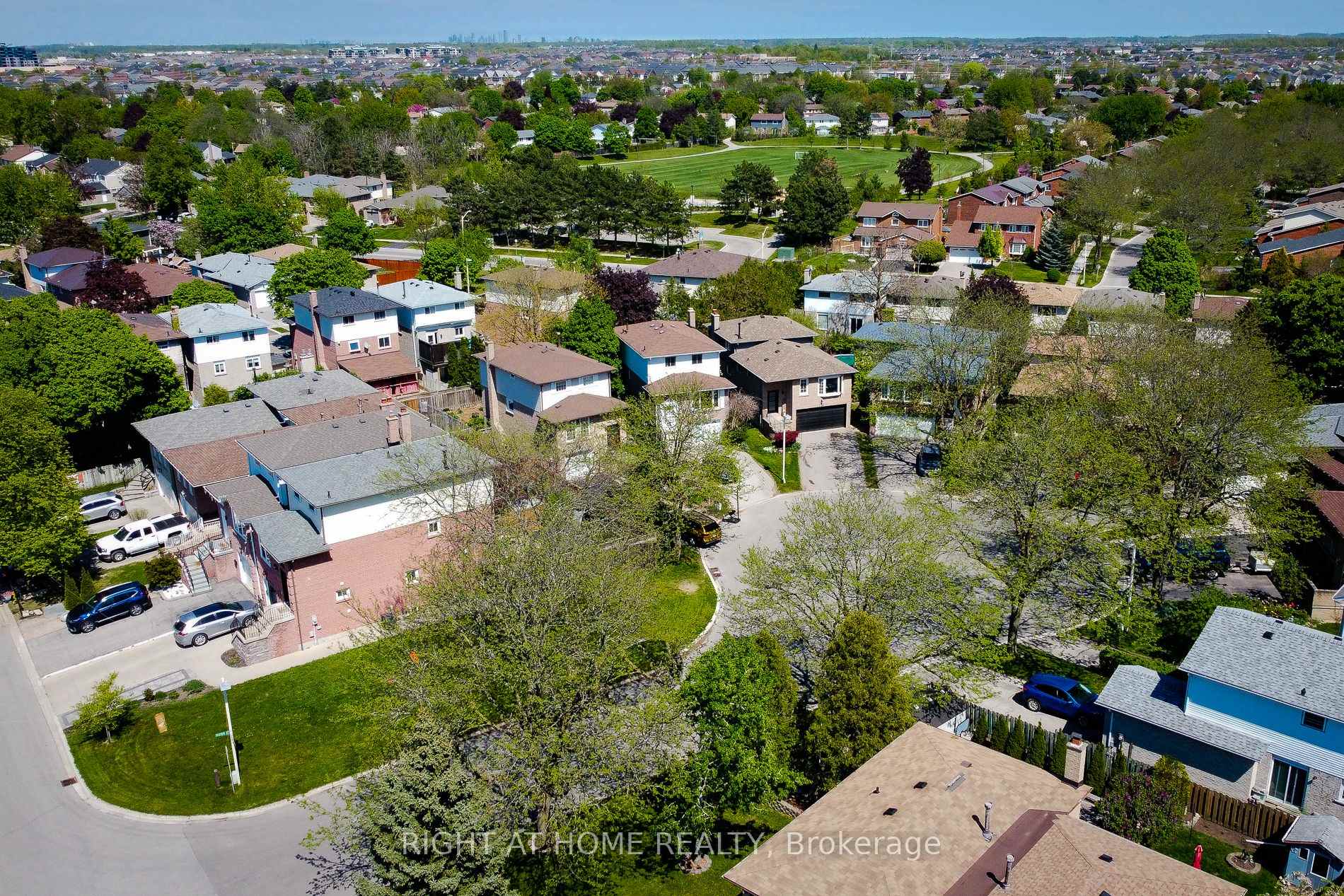 Photo 21 of 550 Hayward Crescent, Milton, Timberlea — HOMEH
