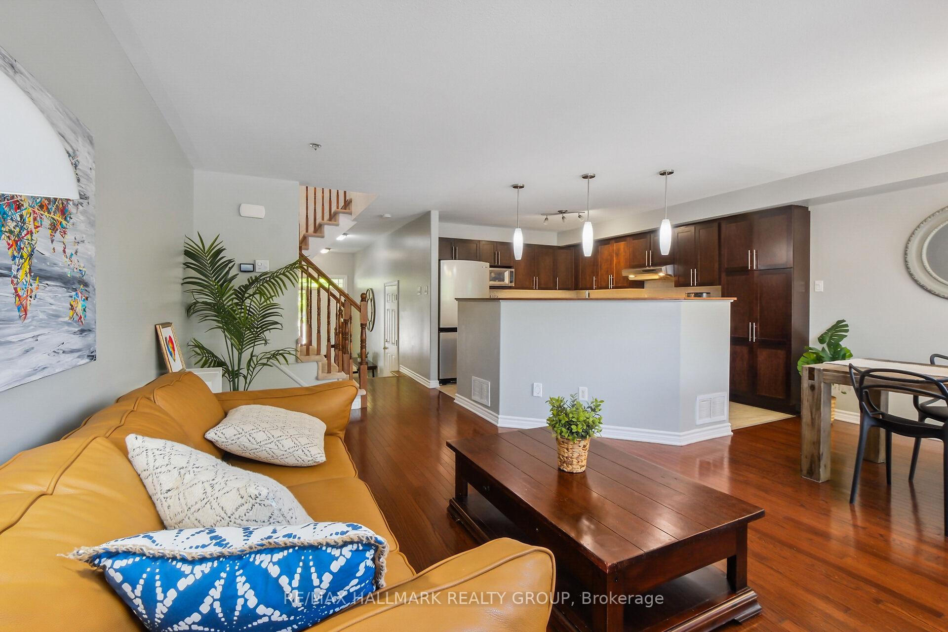 Photo 6 of 618 Spikemoss Place, Ottawa, Notting Hill/Summerside — HOMEH