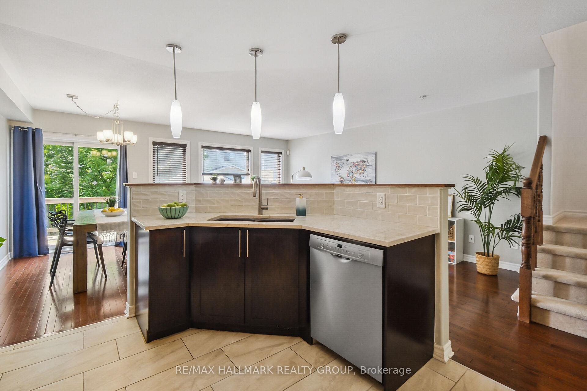 Photo 11 of 618 Spikemoss Place, Ottawa, Notting Hill/Summerside — HOMEH