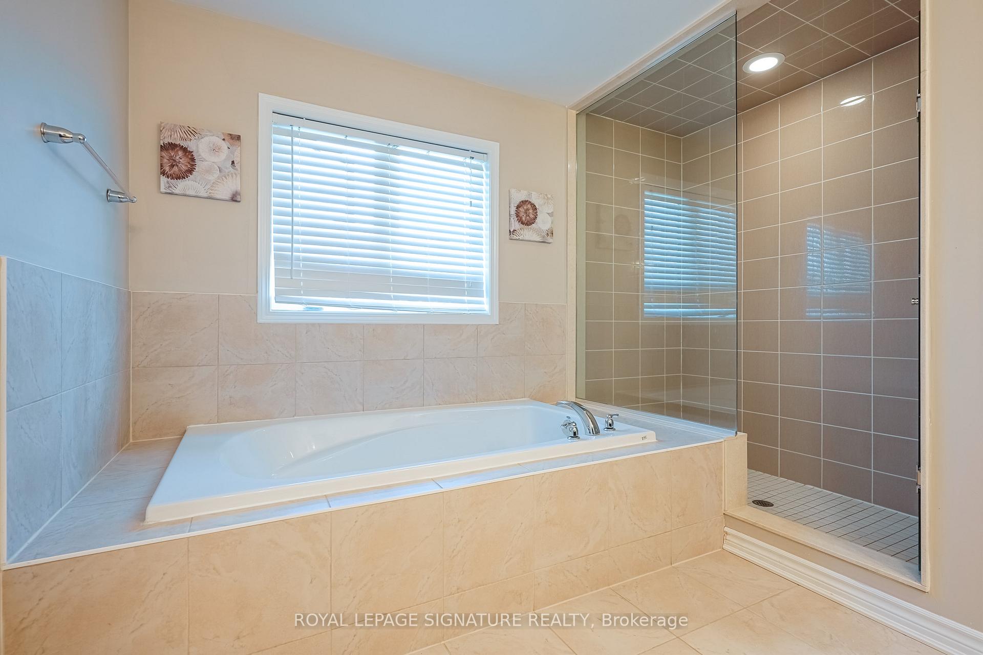Photo 2 of 949 Kelman Court, Milton, Coates — HOMEH