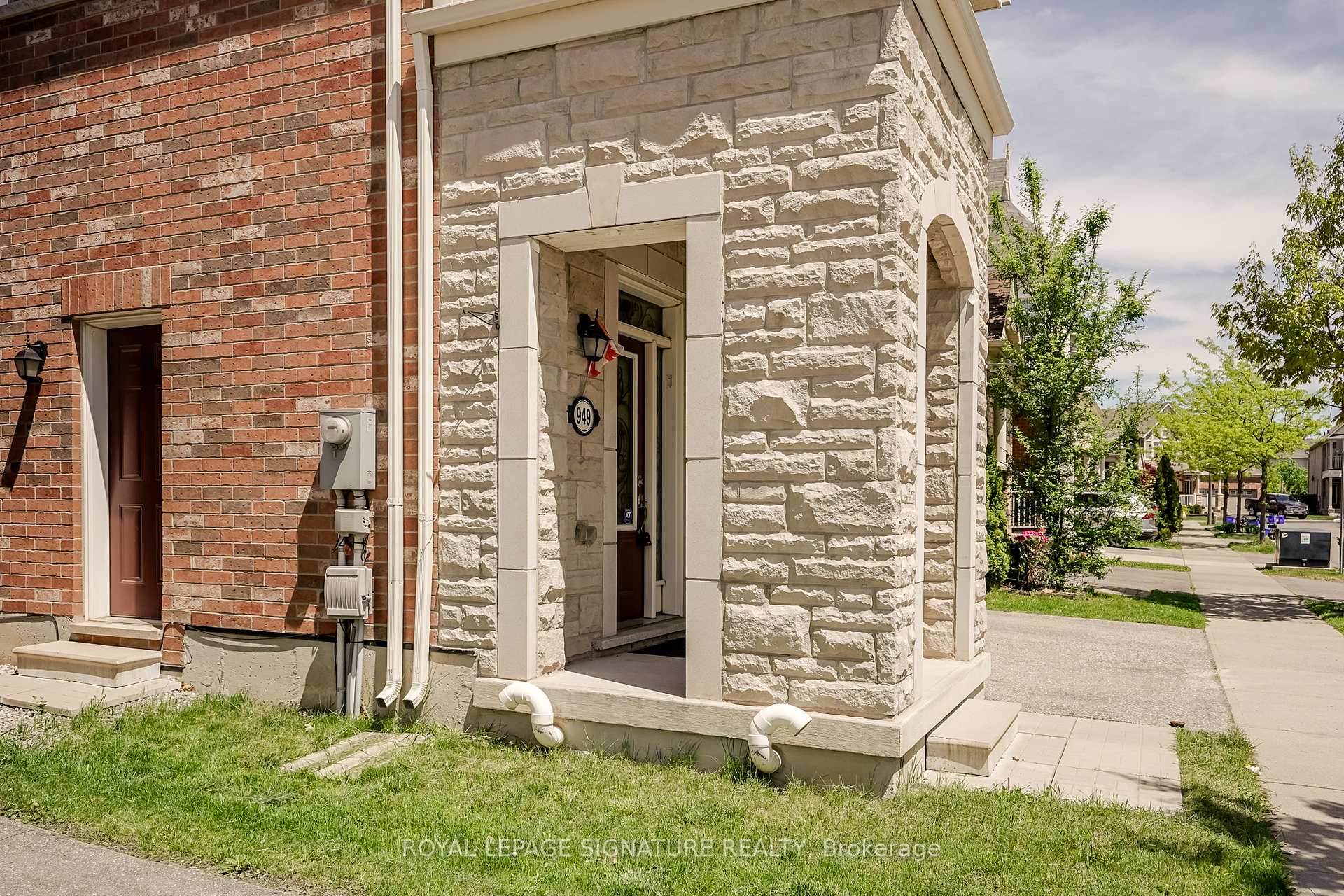 Photo 43 of 949 Kelman Court, Milton, Coates — HOMEH