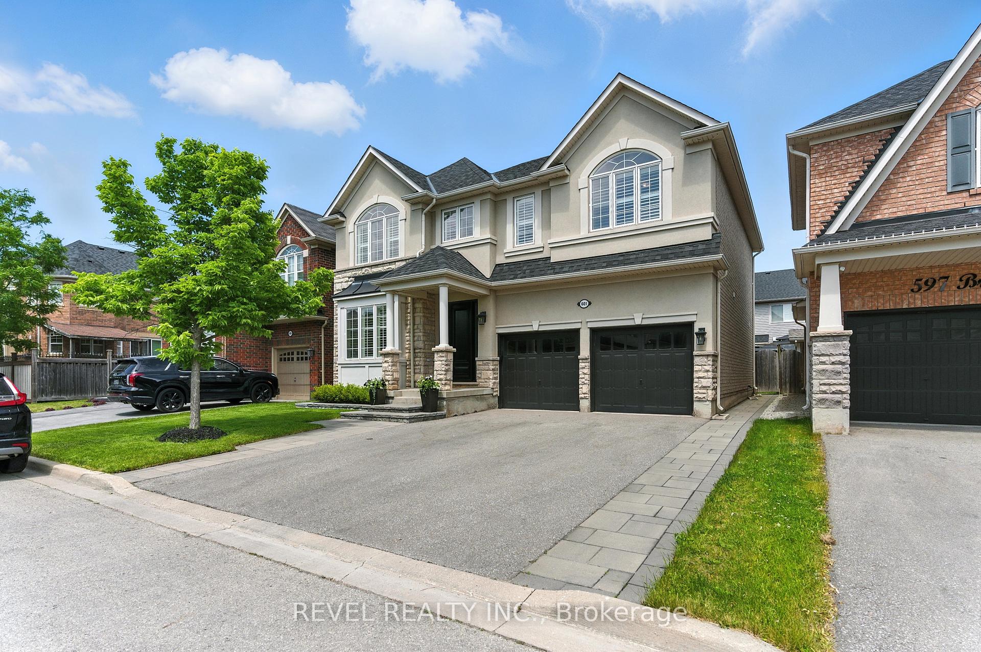 Photo 27 of 601 Brothers Crescent, Milton, Coates — HOMEH