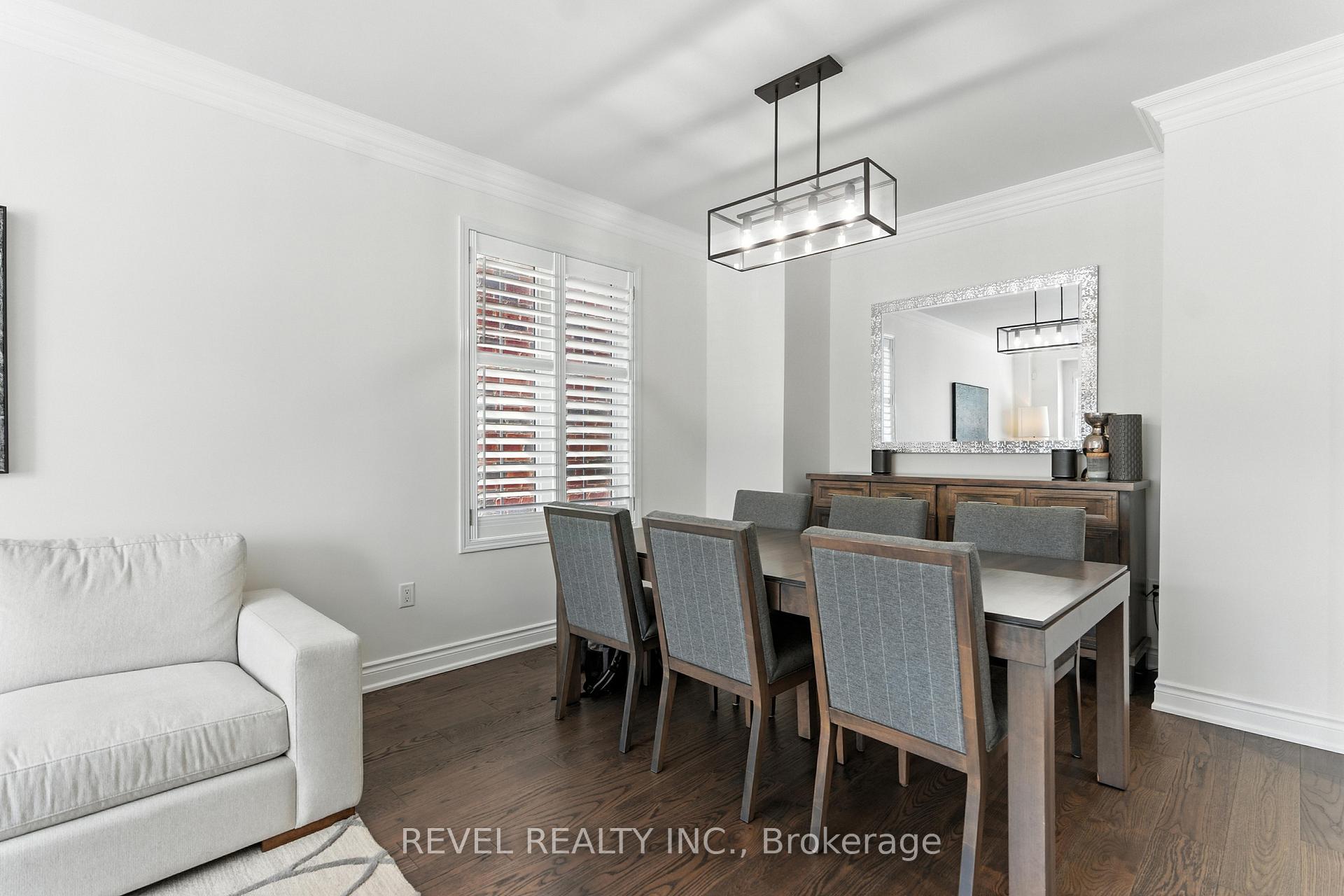 Photo 38 of 601 Brothers Crescent, Milton, Coates — HOMEH
