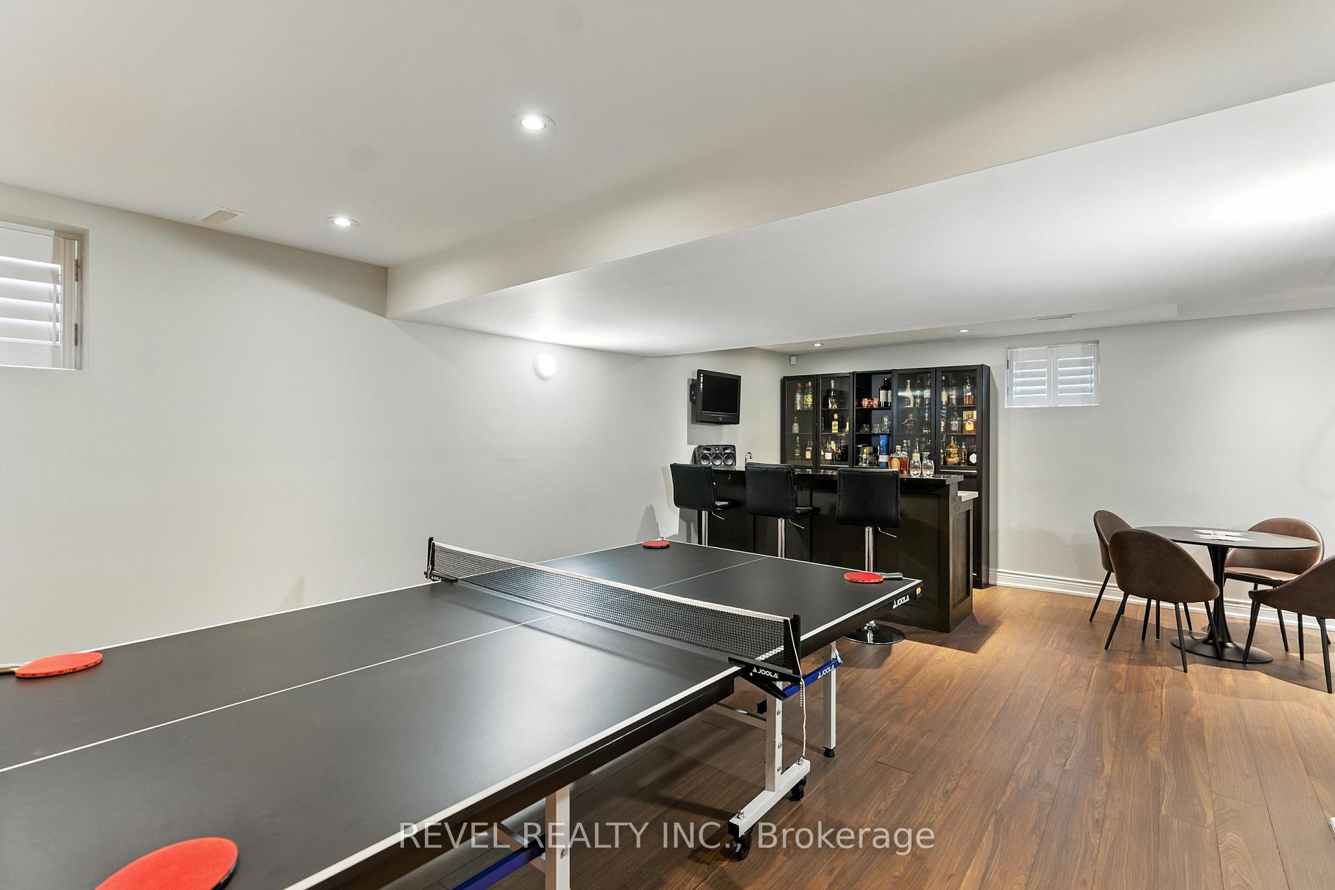 Photo 23 of 601 Brothers Crescent, Milton, Coates — HOMEH