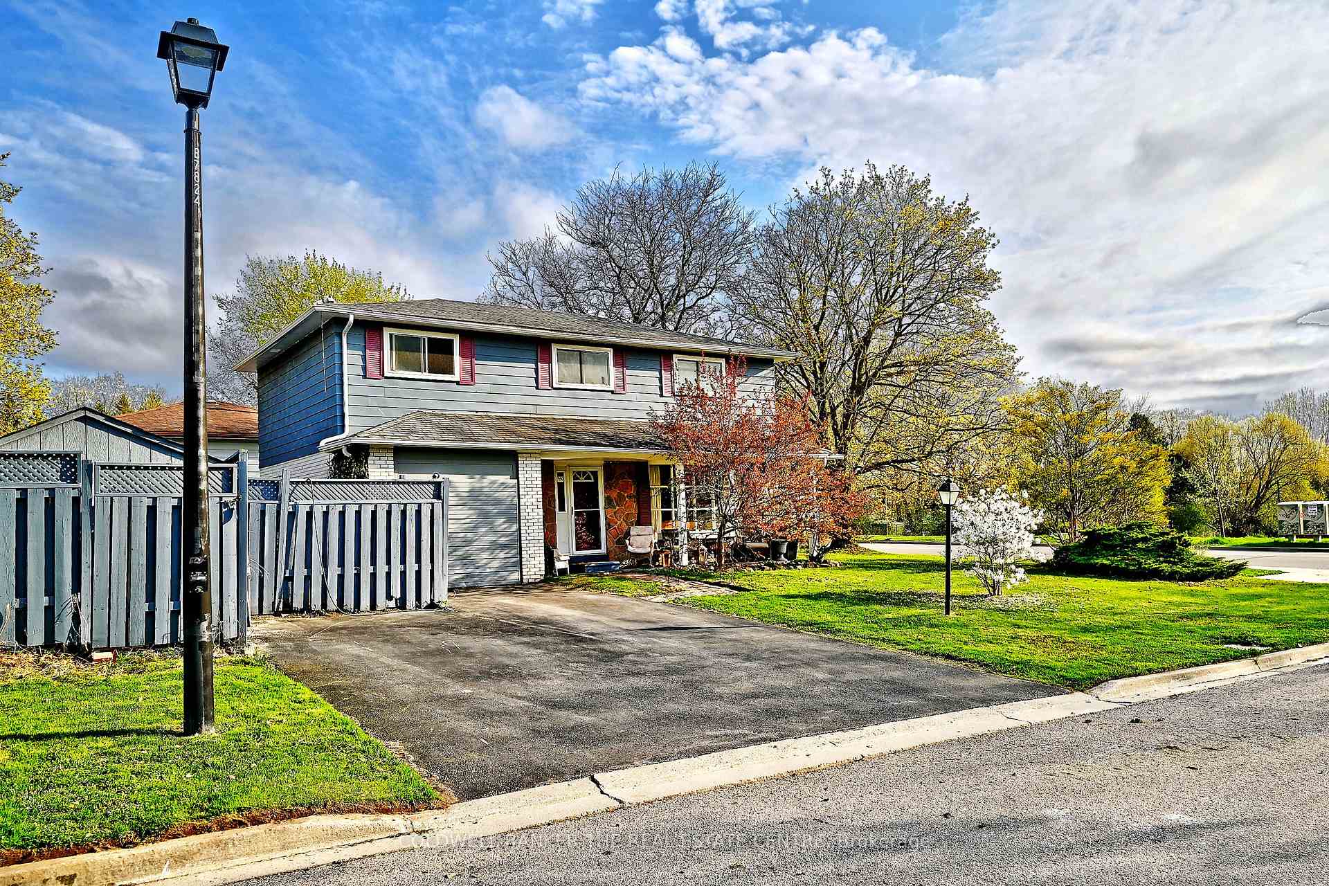 Photo 1 of 940 Wildwood Drive, Newmarket, Gorham-College Manor — HOMEH