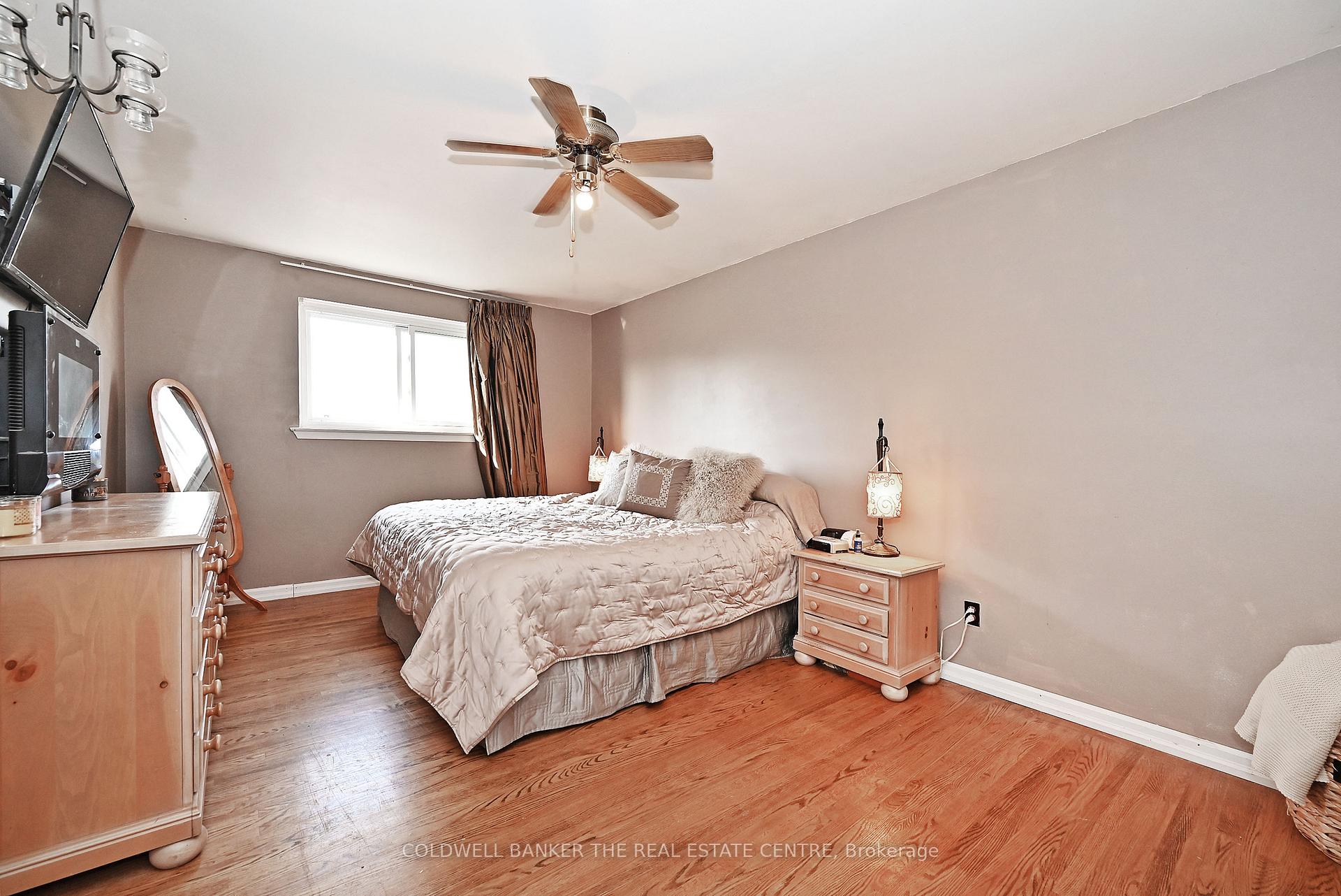 Photo 10 of 940 Wildwood Drive, Newmarket, Gorham-College Manor — HOMEH