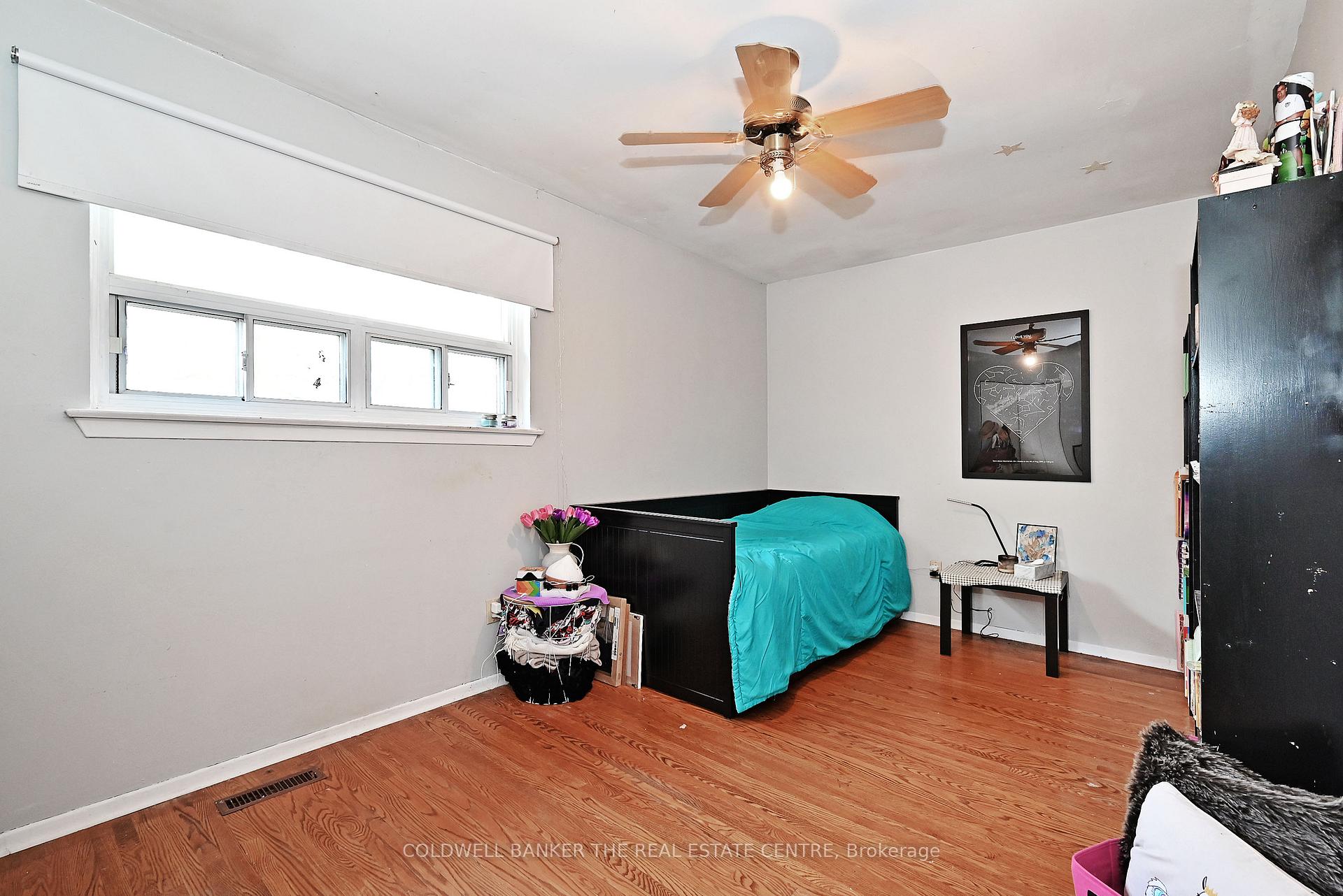 Photo 11 of 940 Wildwood Drive, Newmarket, Gorham-College Manor — HOMEH