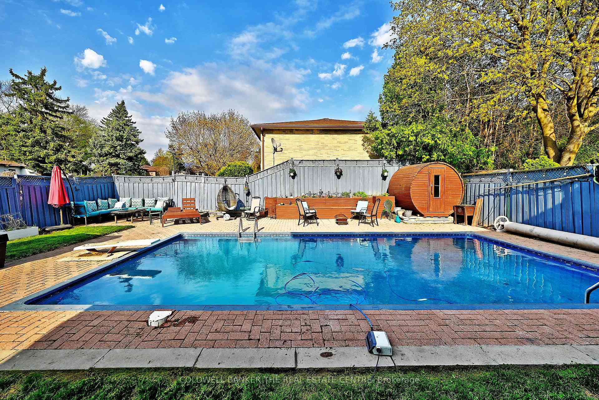 Photo 16 of 940 Wildwood Drive, Newmarket, Gorham-College Manor — HOMEH