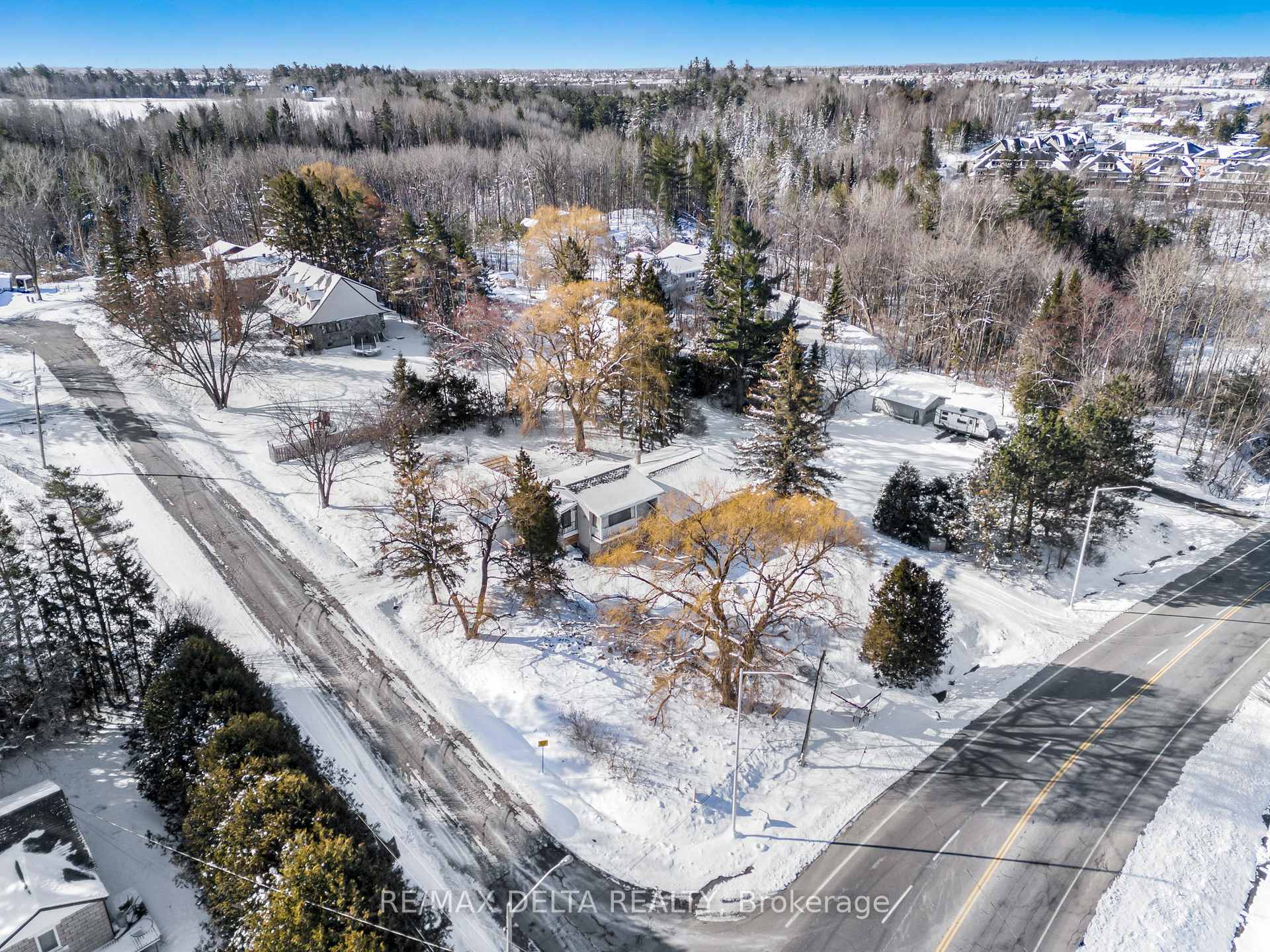 Photo 3 of 1116 Old Montreal Road, Ottawa, Springridge/East Village — HOMEH