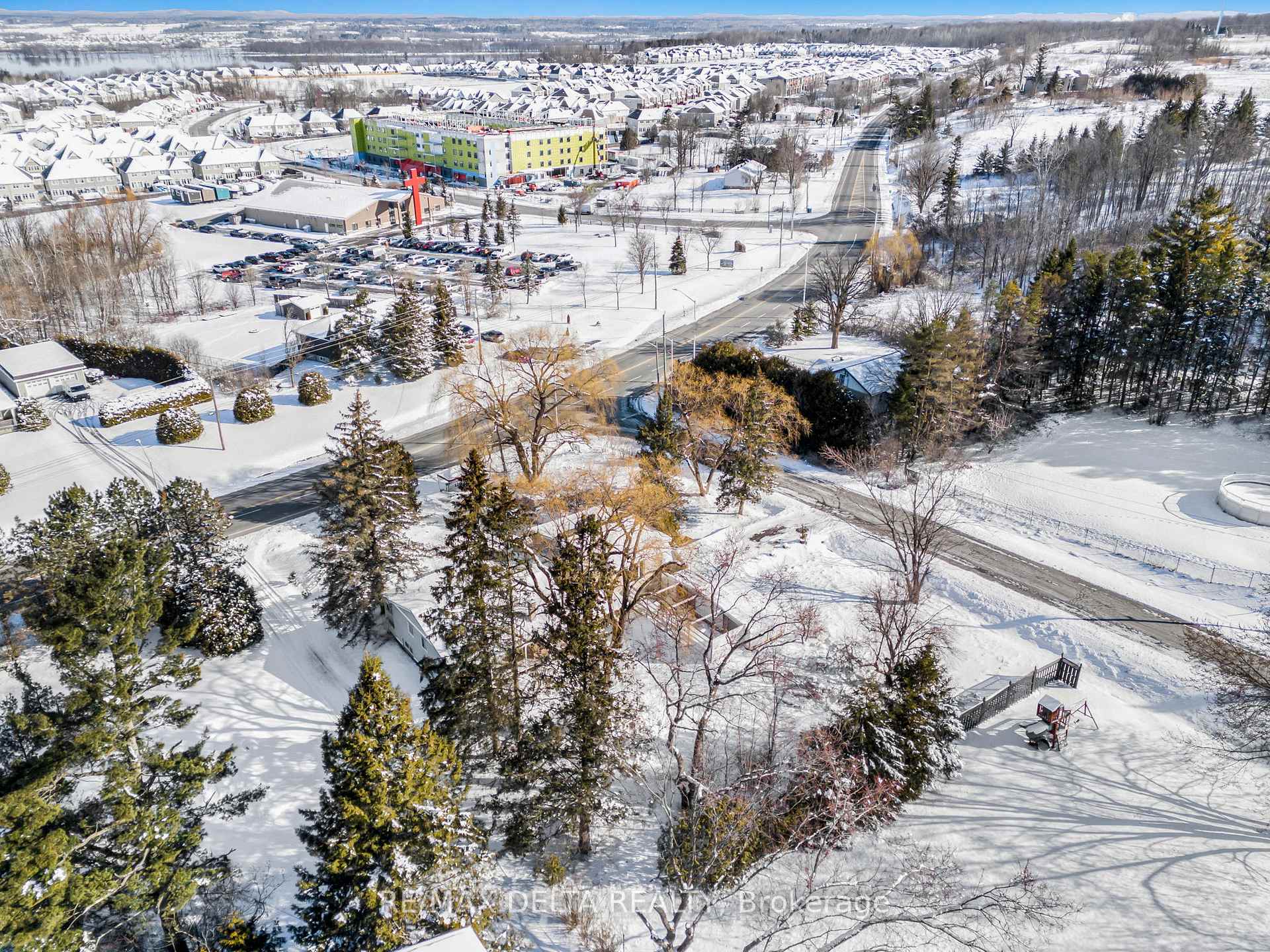 Photo 6 of 1116 Old Montreal Road, Ottawa, Springridge/East Village — HOMEH