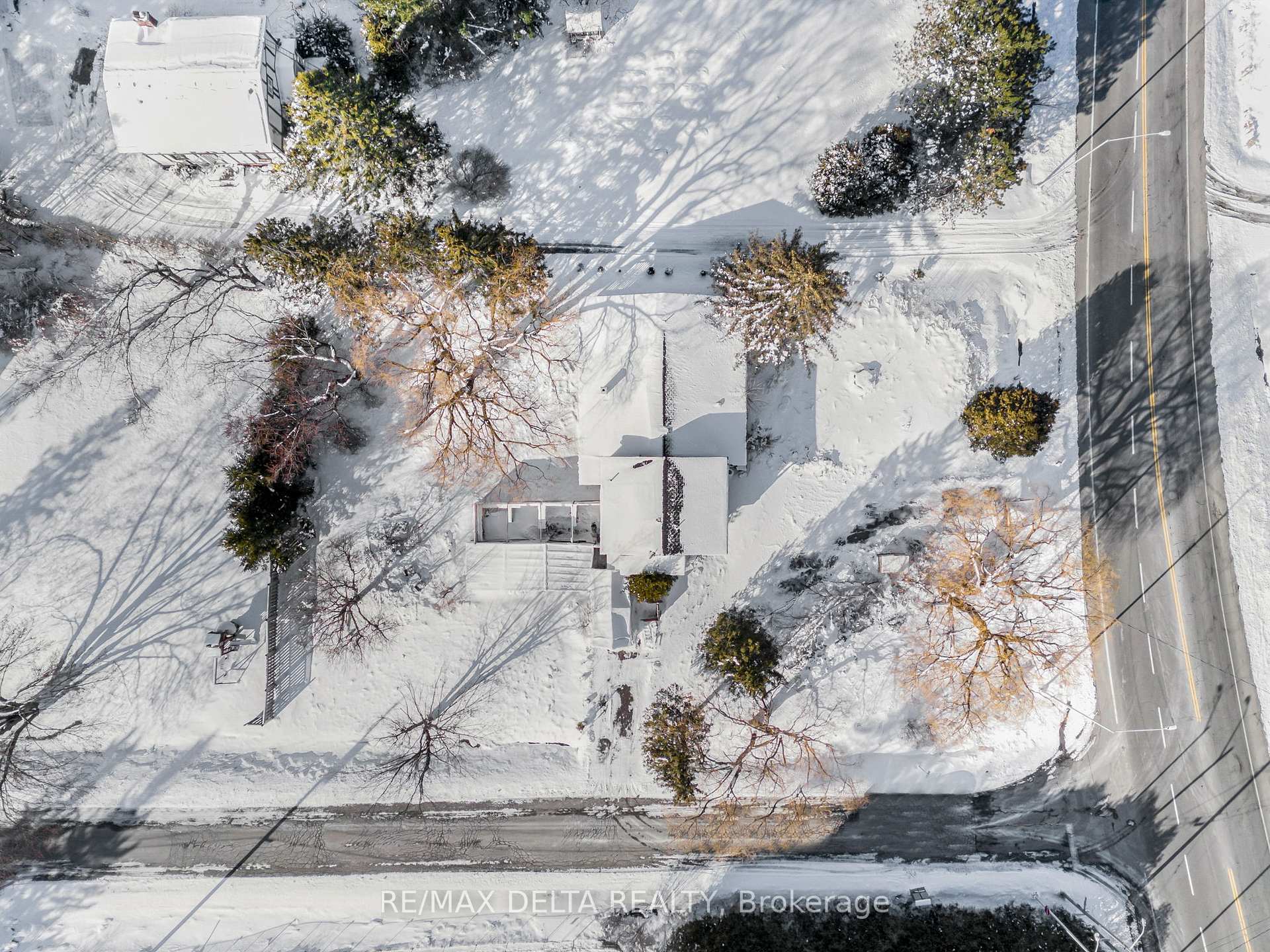 Photo 9 of 1116 Old Montreal Road, Ottawa, Springridge/East Village — HOMEH