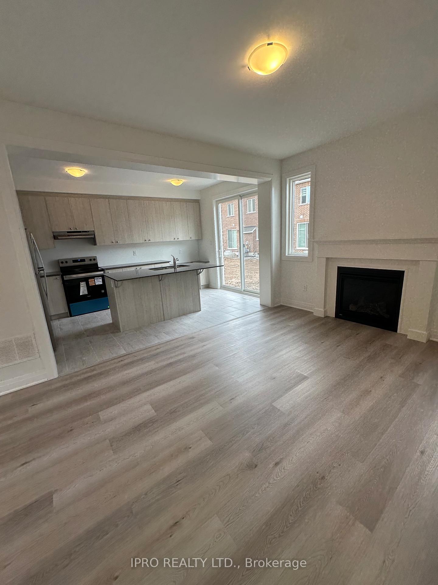 Photo 9 of Unit 7, 1257 Ferguson Drive, Milton, Bowes — HOMEH