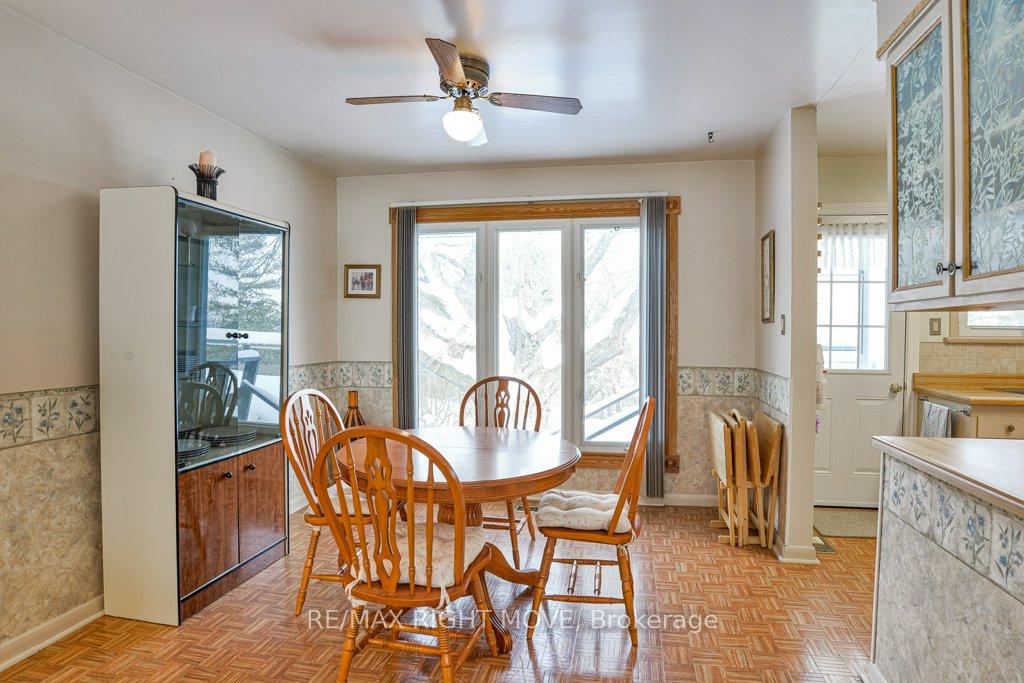 Photo 5 of 46 Esther Anne Drive, Orillia — HOMEH