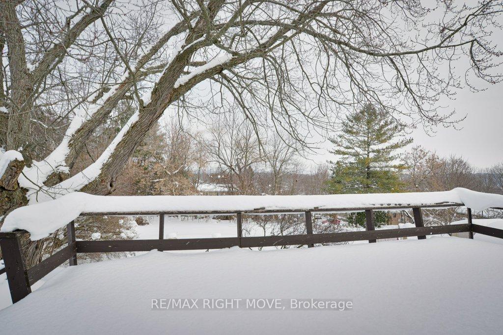 Photo 9 of 46 Esther Anne Drive, Orillia — HOMEH