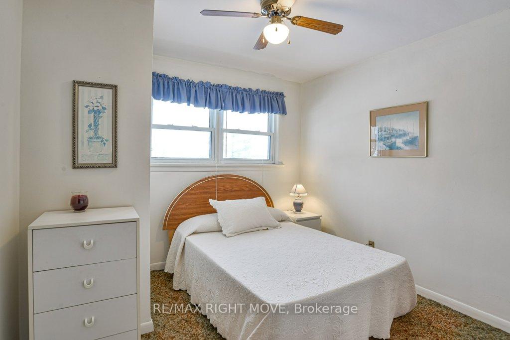 Photo 11 of 46 Esther Anne Drive, Orillia — HOMEH