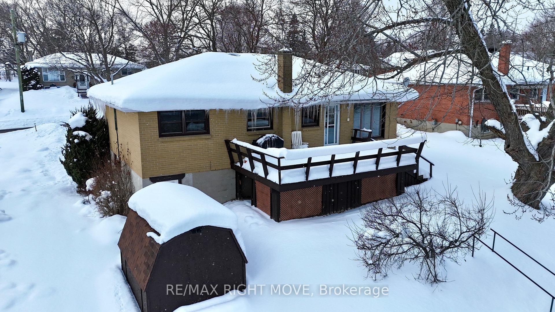 Photo 23 of 46 Esther Anne Drive, Orillia — HOMEH