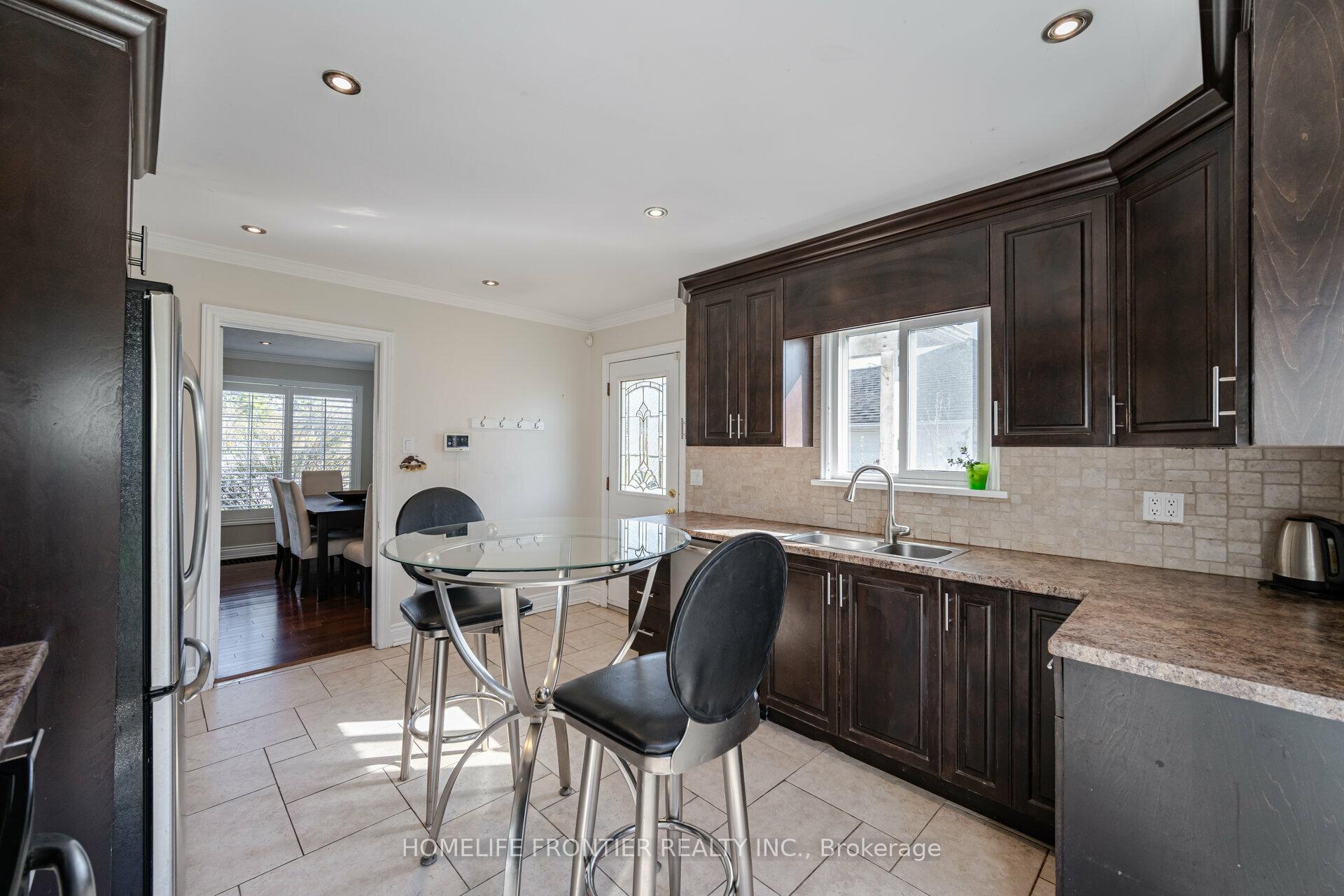 Photo 20 of 128 Eagle Street, Newmarket, Central Newmarket — HOMEH