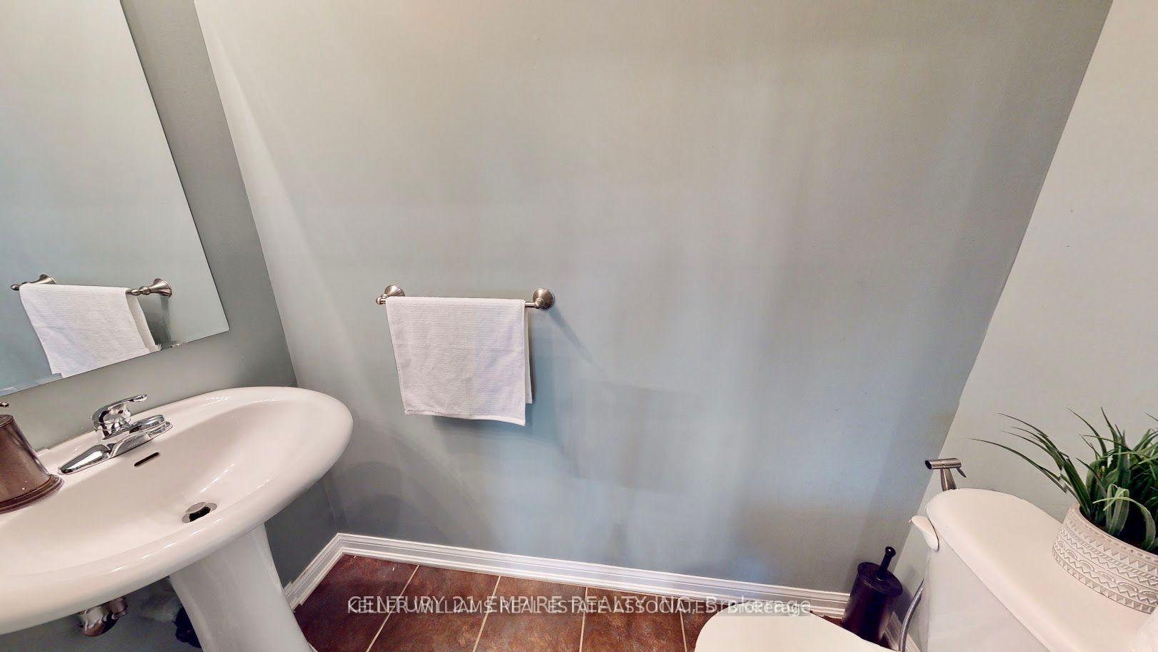 Photo 16 of 679 Holly Avenue, Milton, Coates — HOMEH